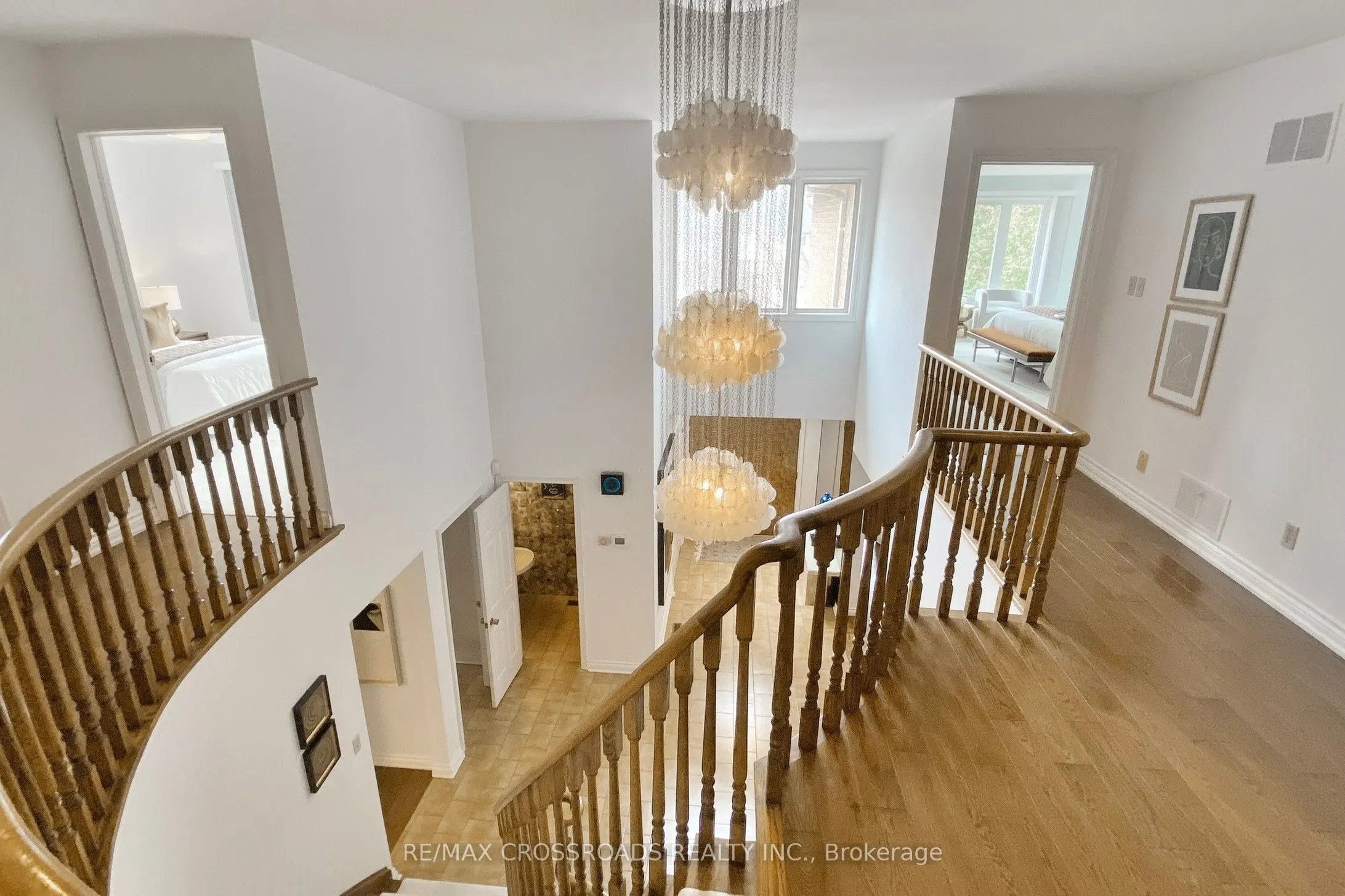 8 Orchid Court