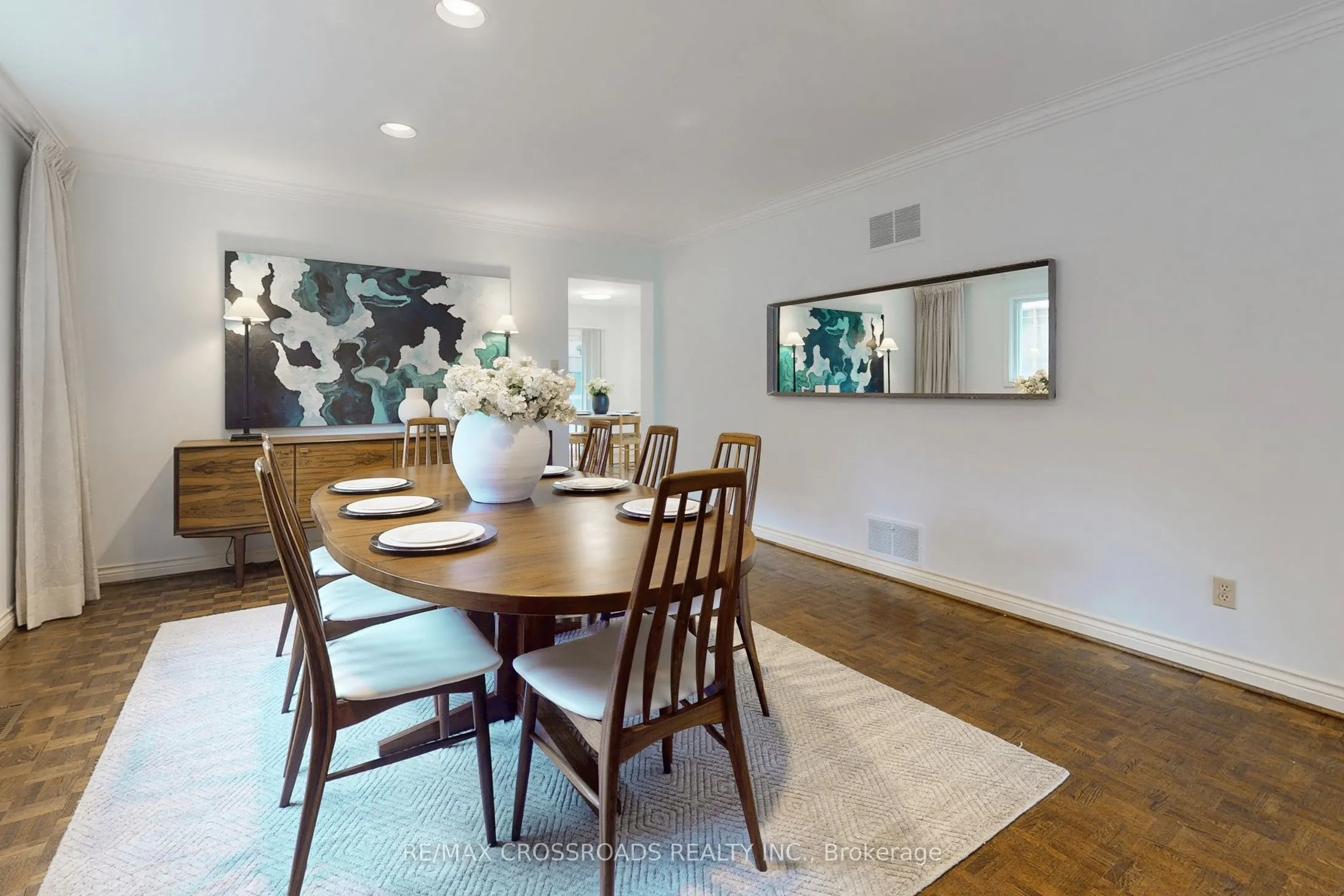 8 Orchid Court