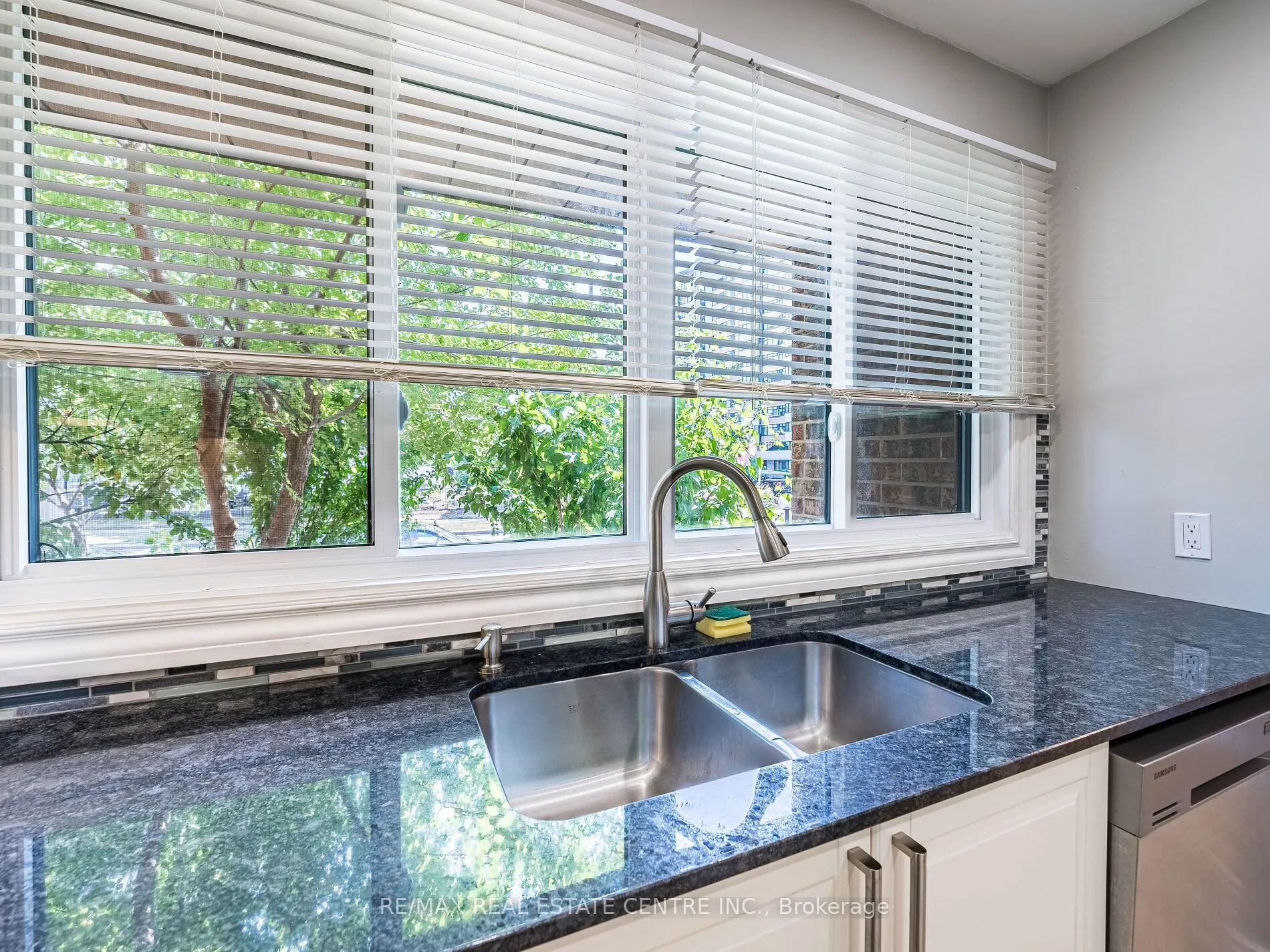 306 Torresdale Avenue, #19