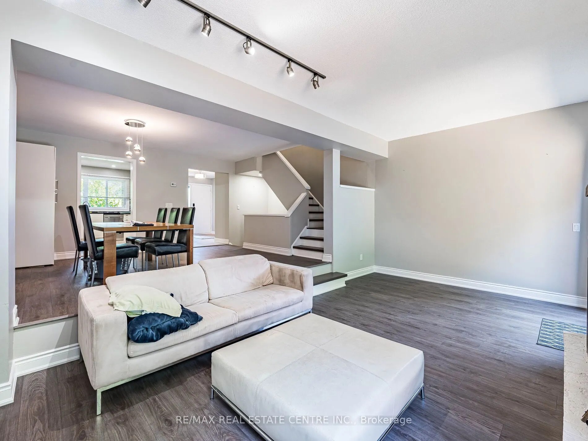 306 Torresdale Avenue, #19