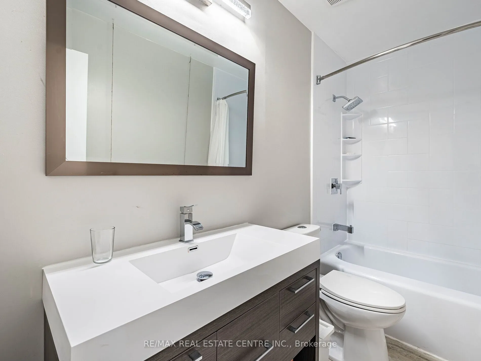 306 Torresdale Avenue, #19