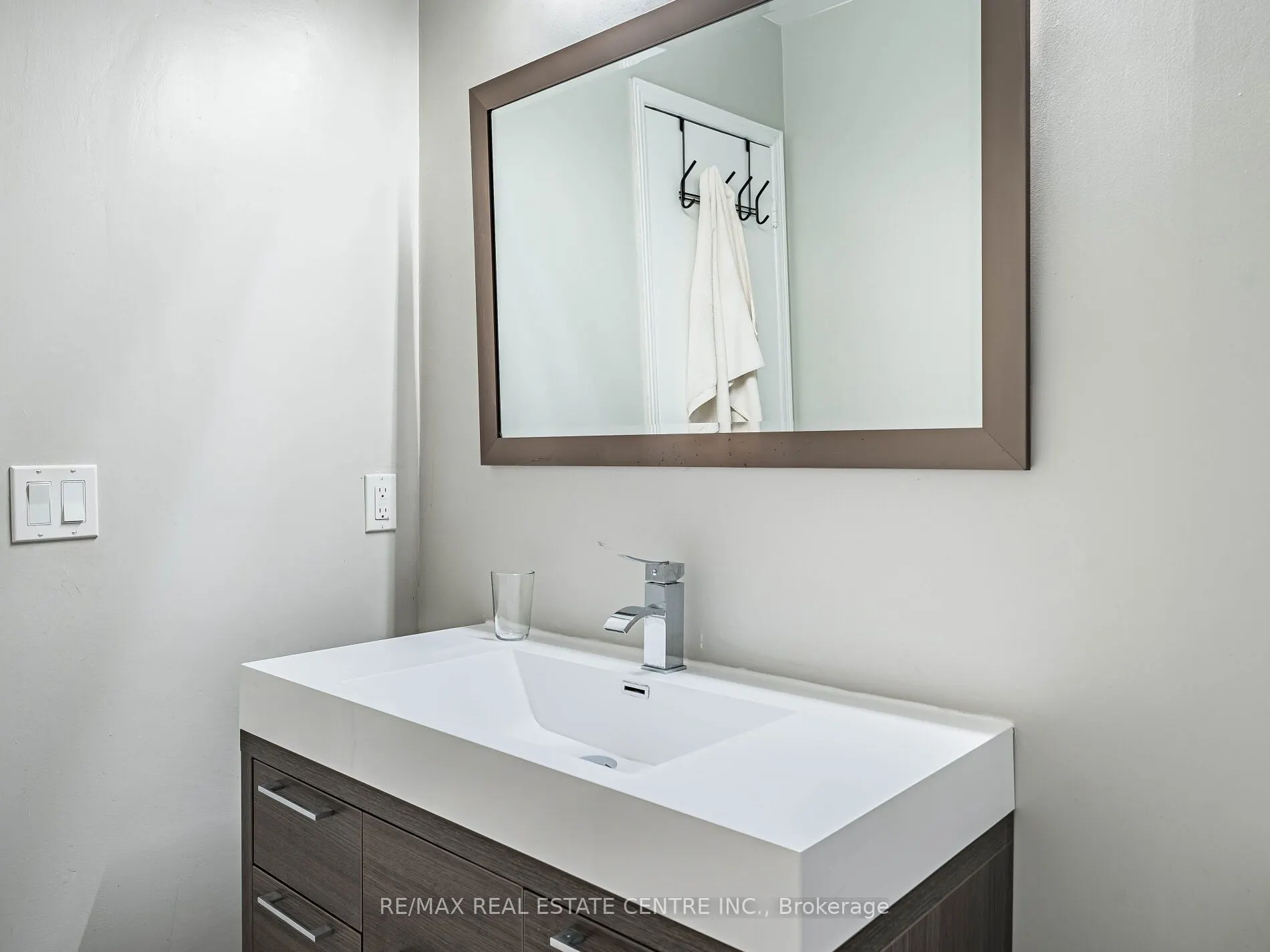 306 Torresdale Avenue, #19