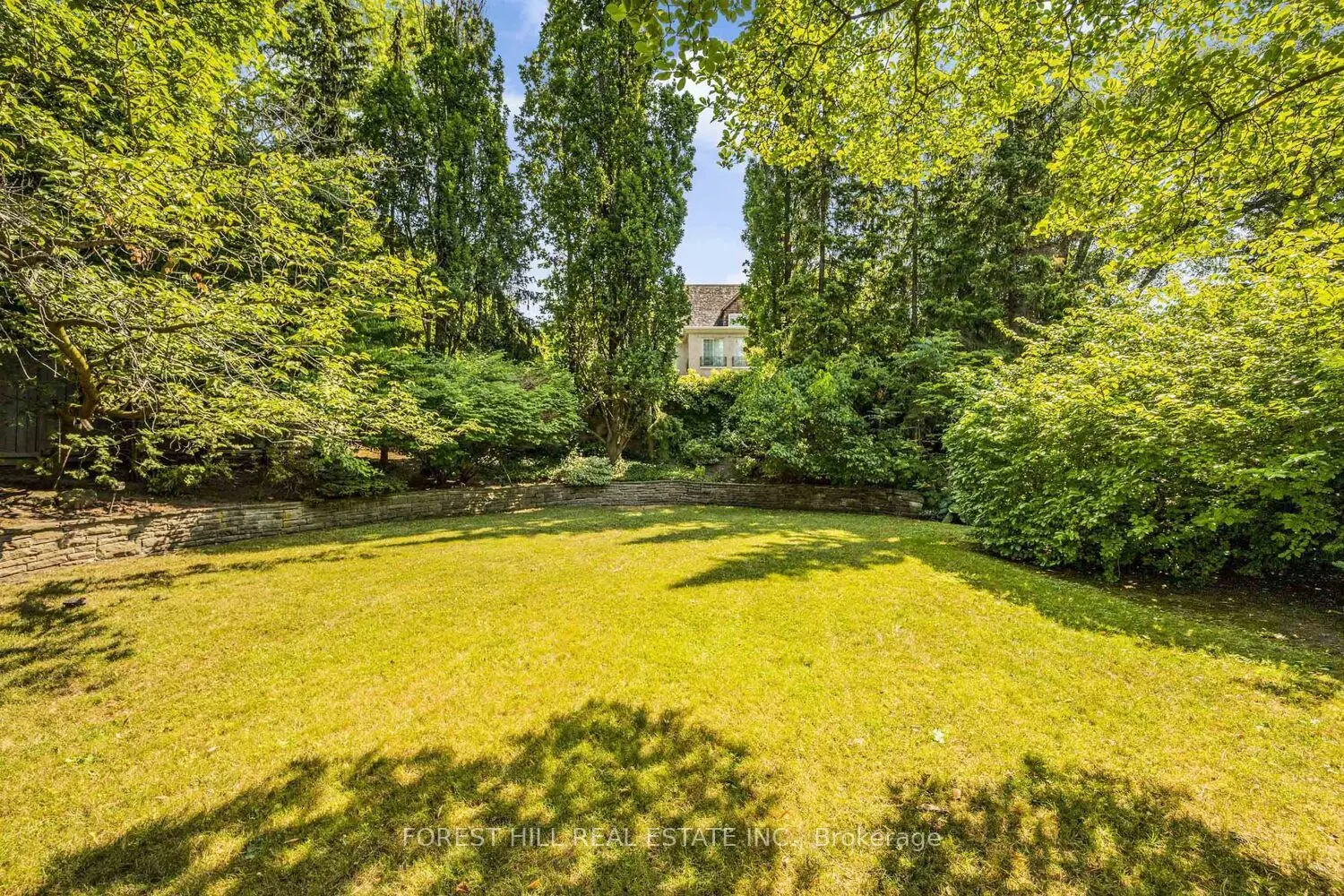 435 Russell Hill Road