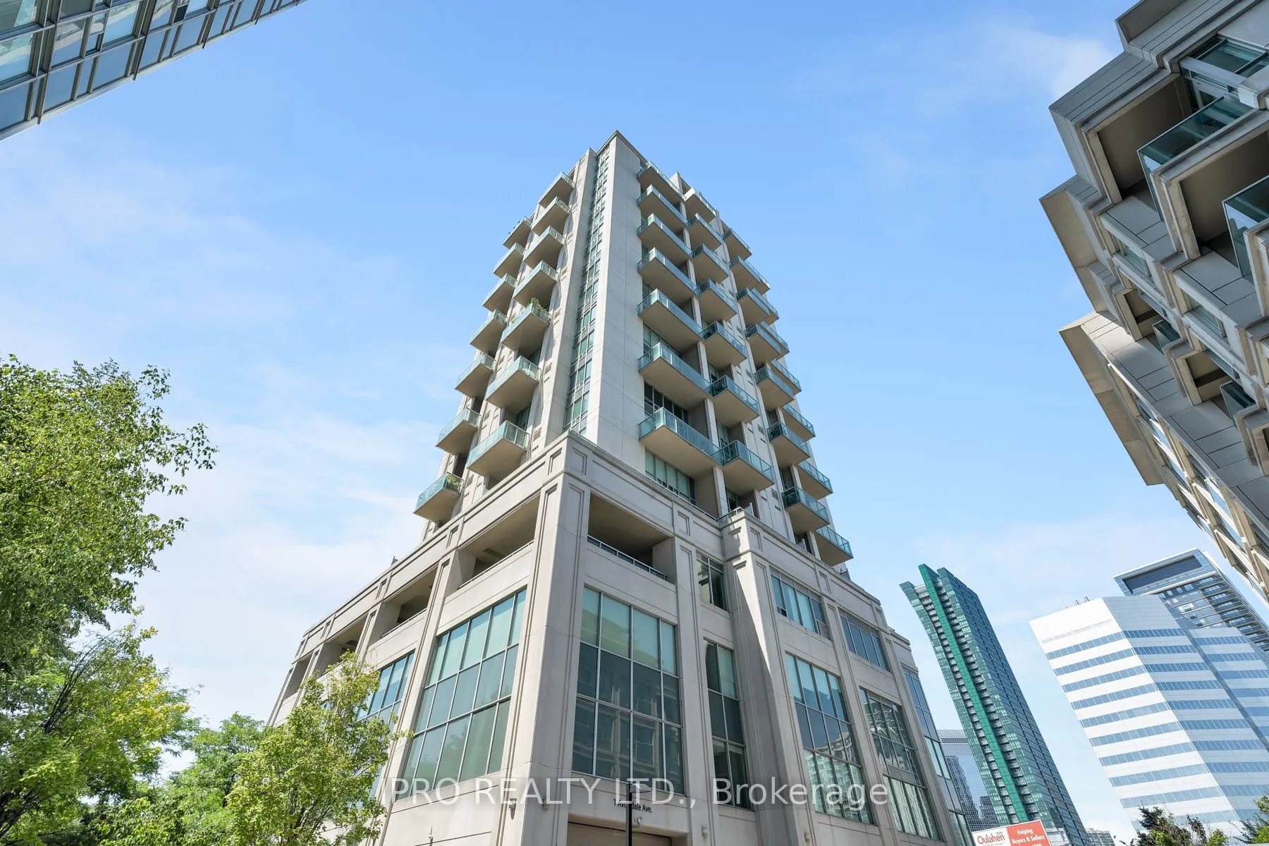 1 Avondale Avenue, #902