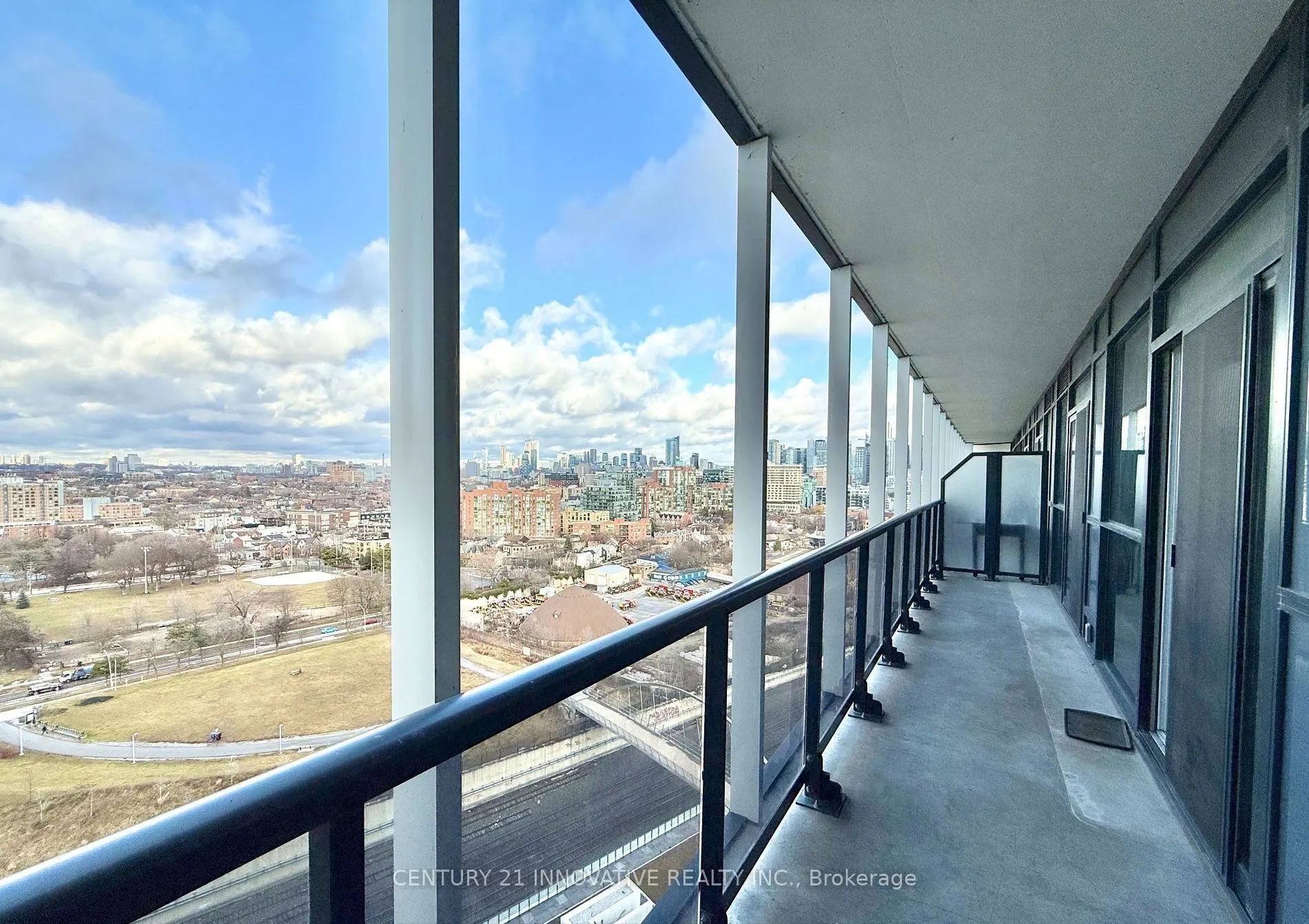 30 Ordnance Street, #1607