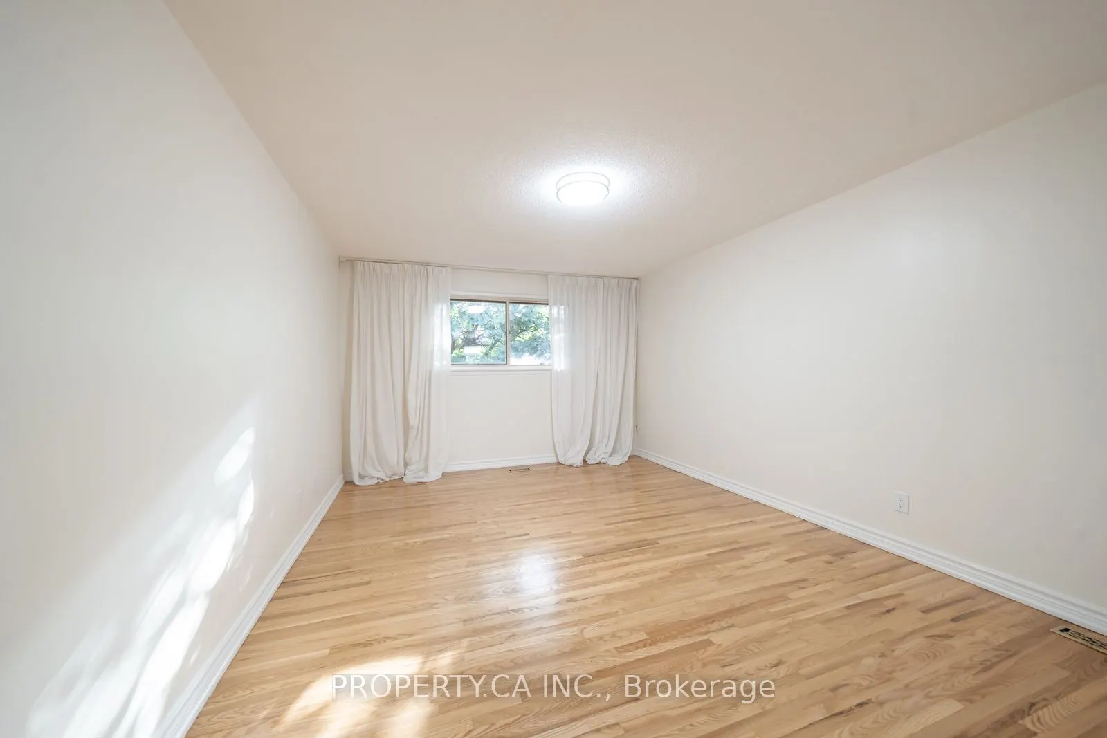 98 Tanjoe Crescent