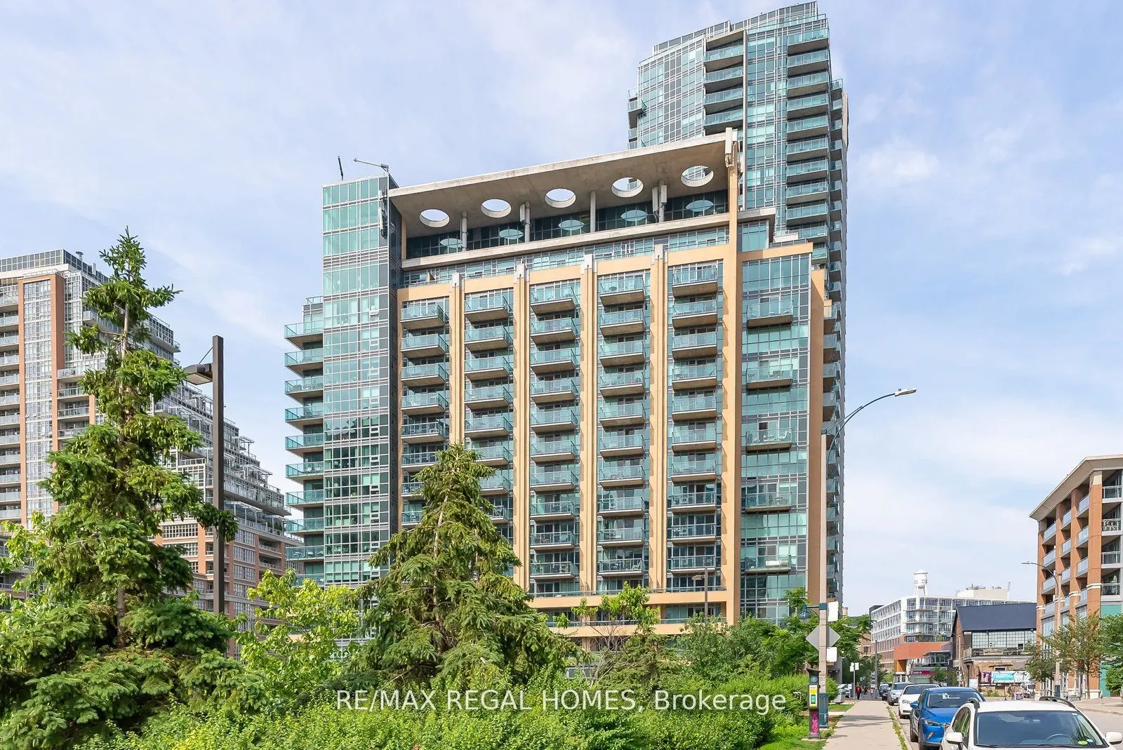 69 Lynn Williams Street, #806