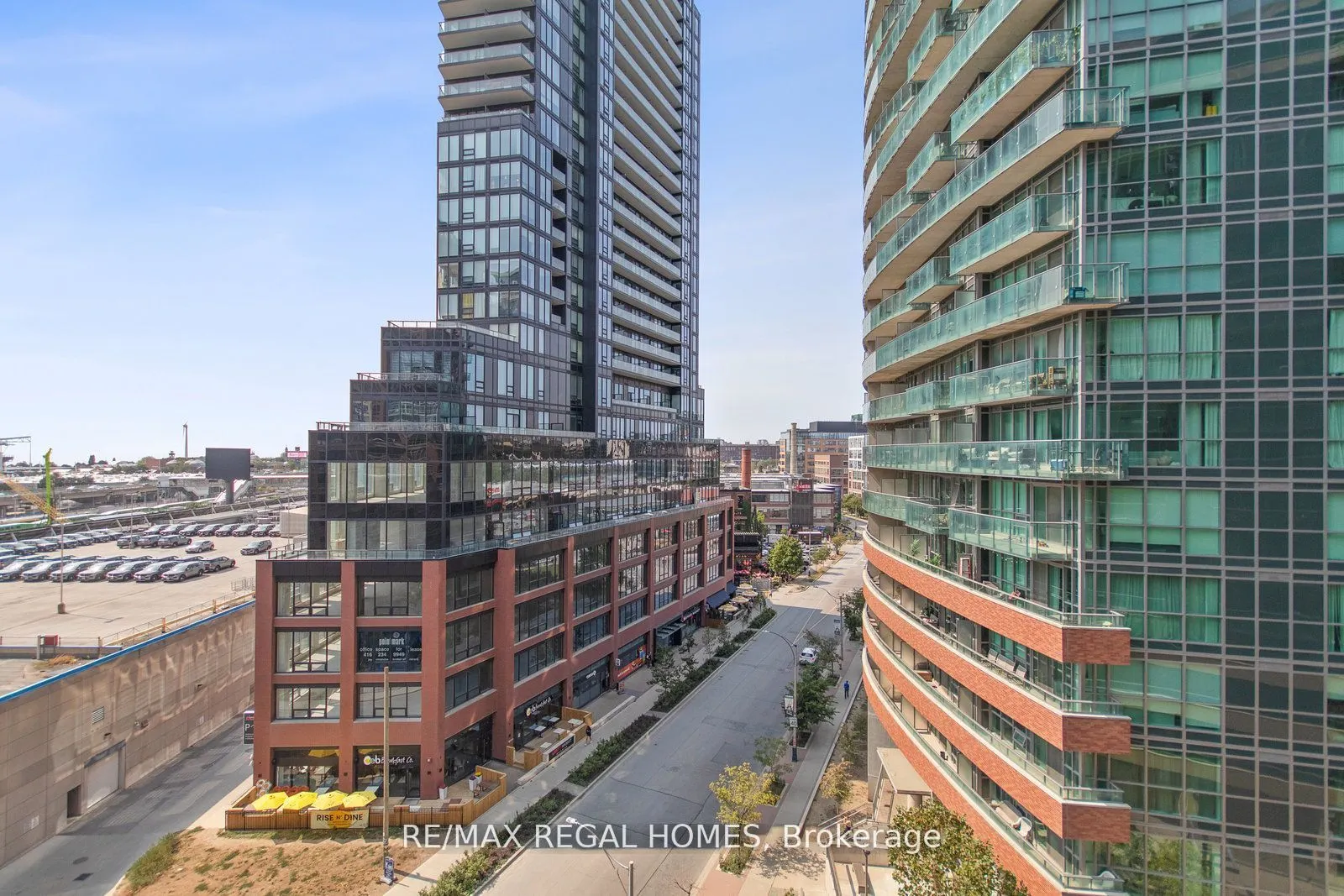69 Lynn Williams Street, #806