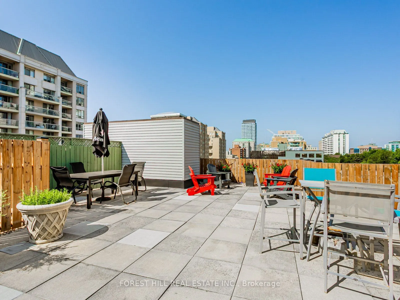 194 Merton Street, #407