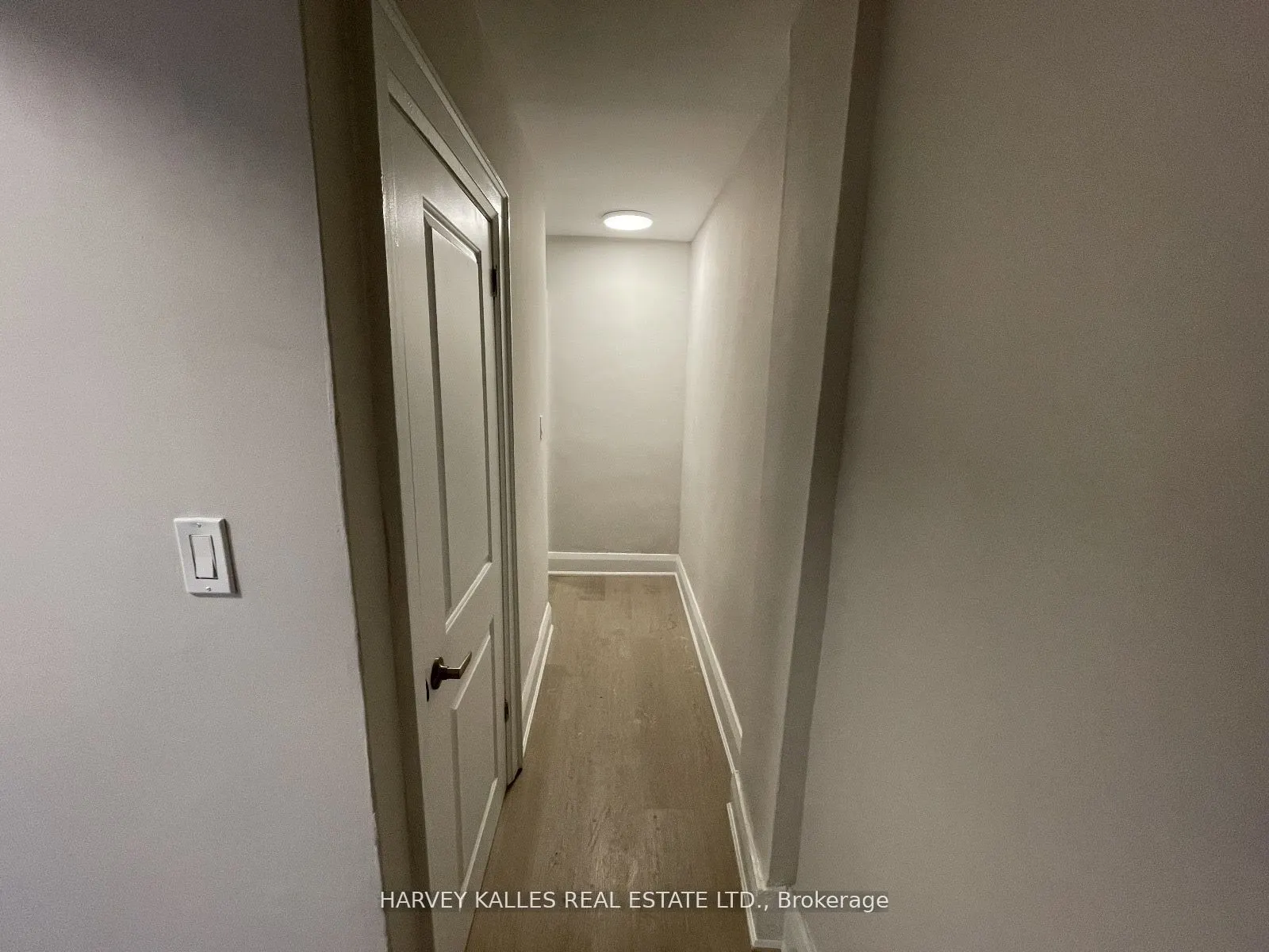 320 Lonsdale Road, #36
