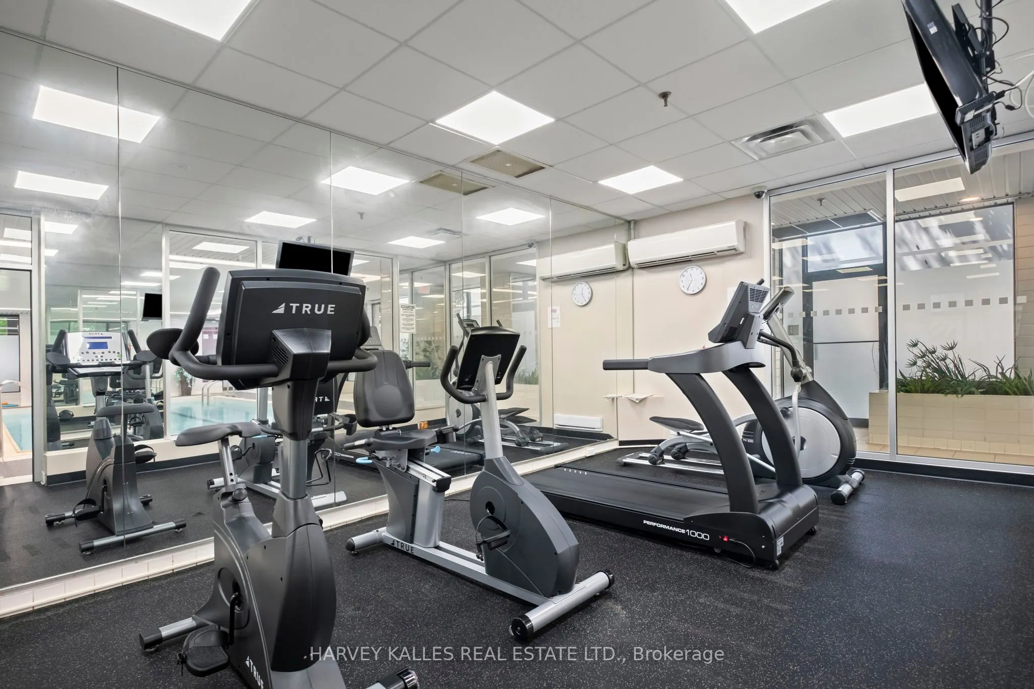 2900 Yonge Street, #702
