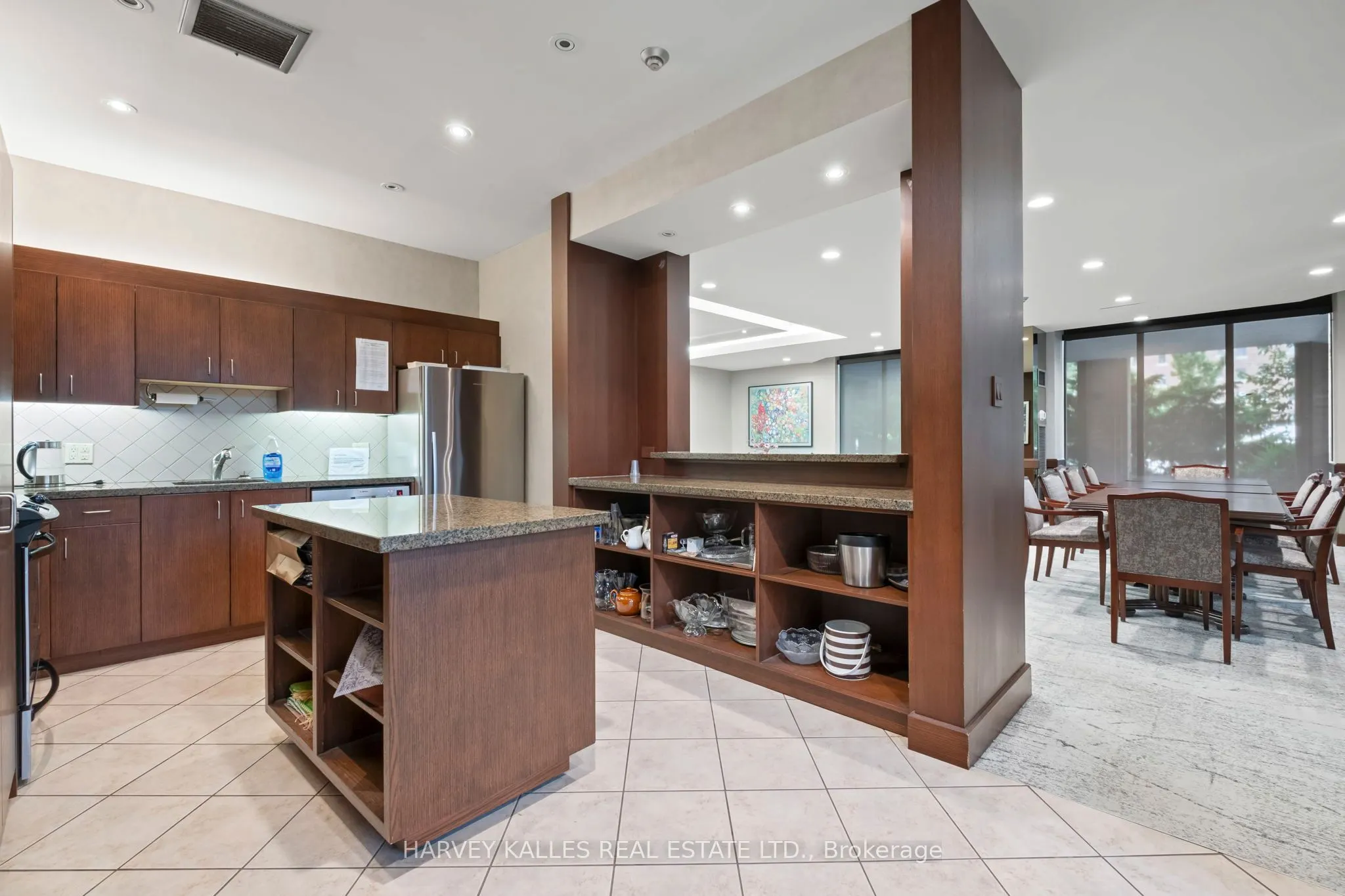 2900 Yonge Street, #702
