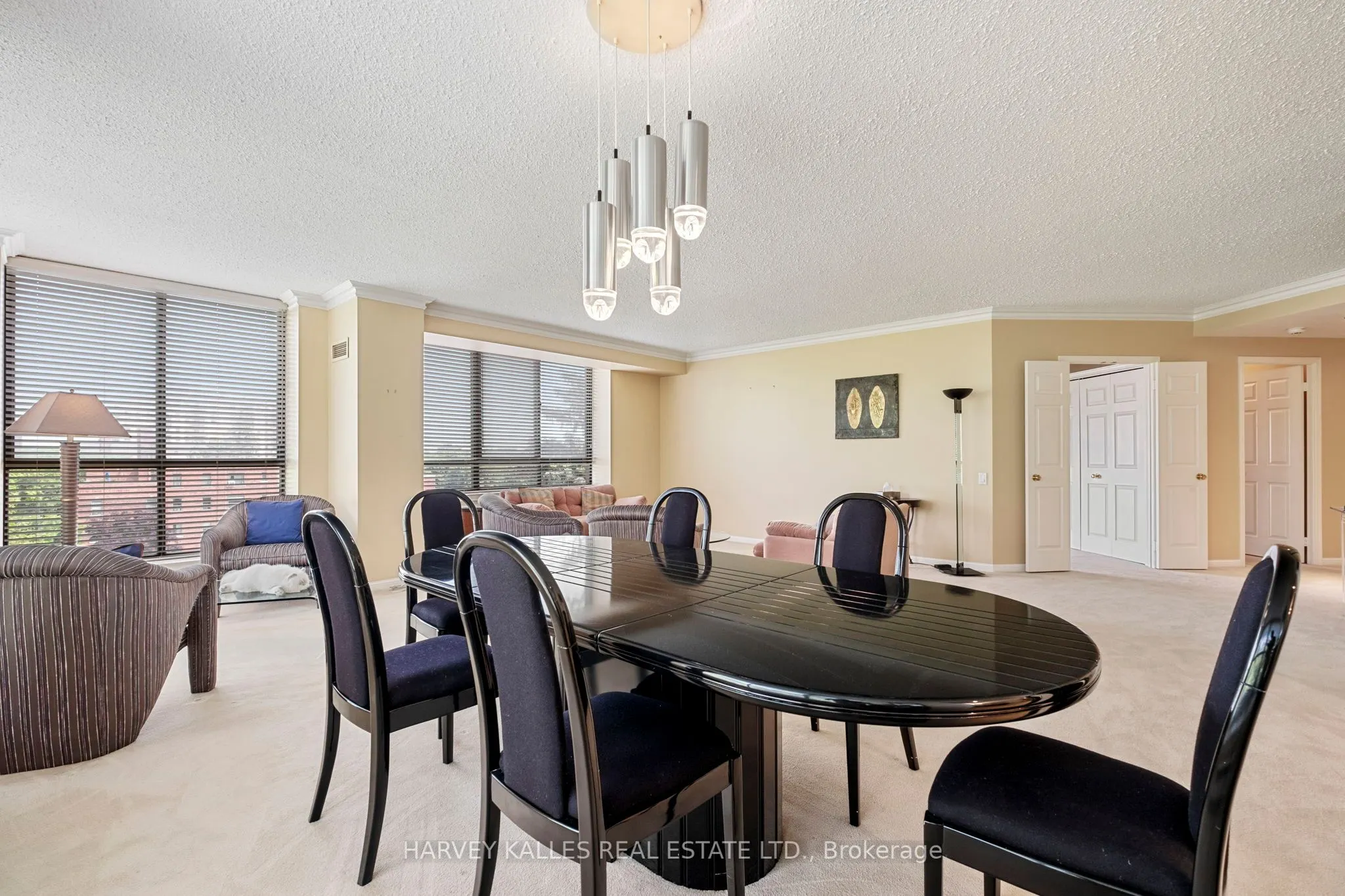 2900 Yonge Street, #702