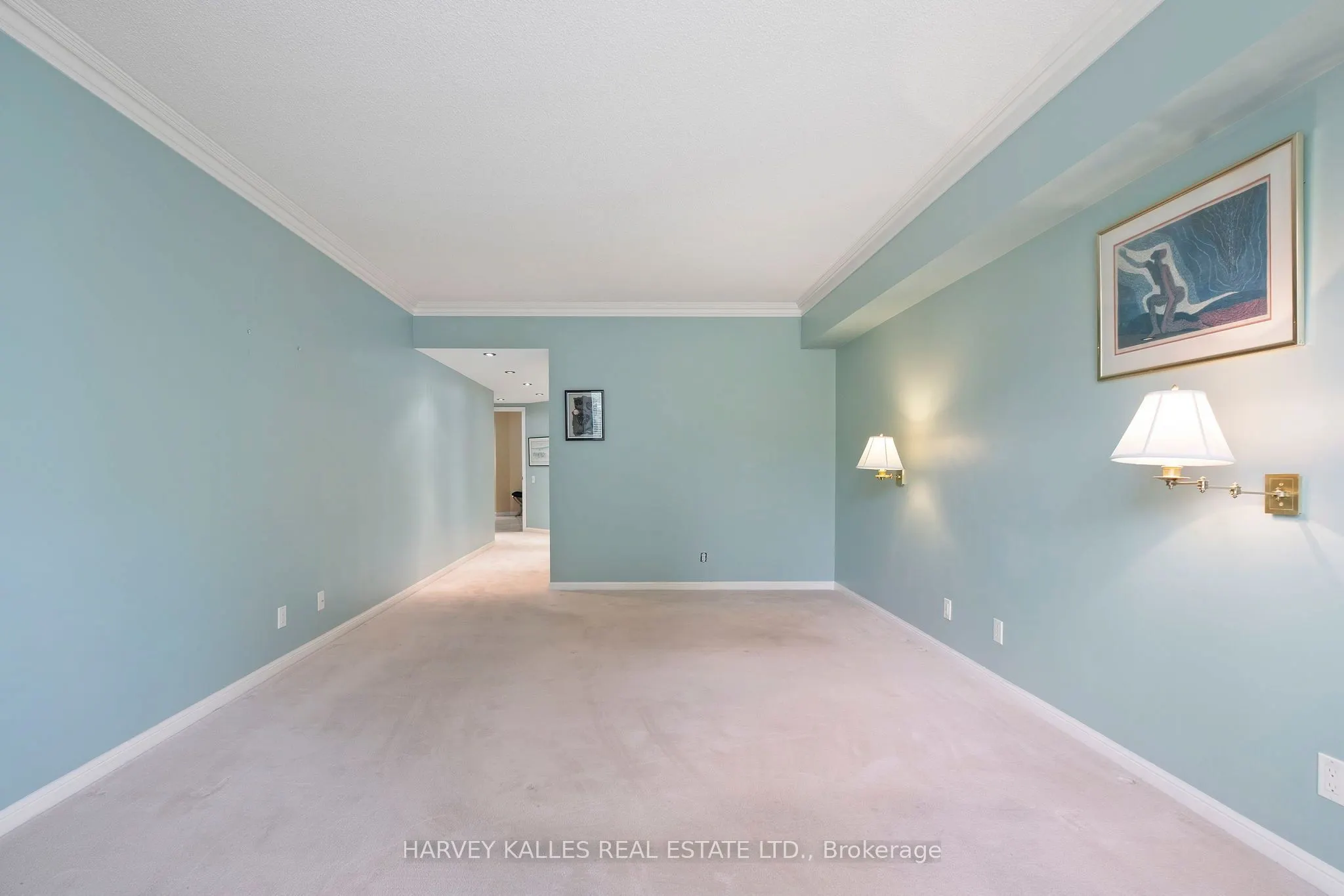 2900 Yonge Street, #702