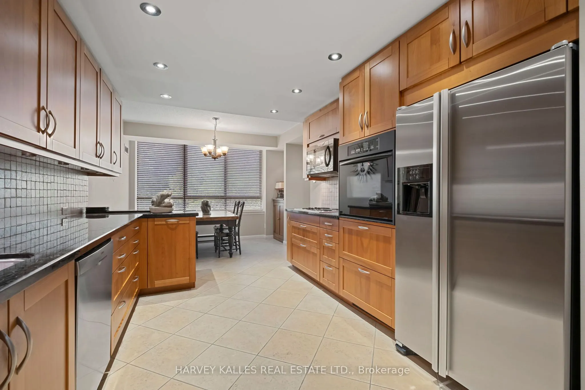 2900 Yonge Street, #702