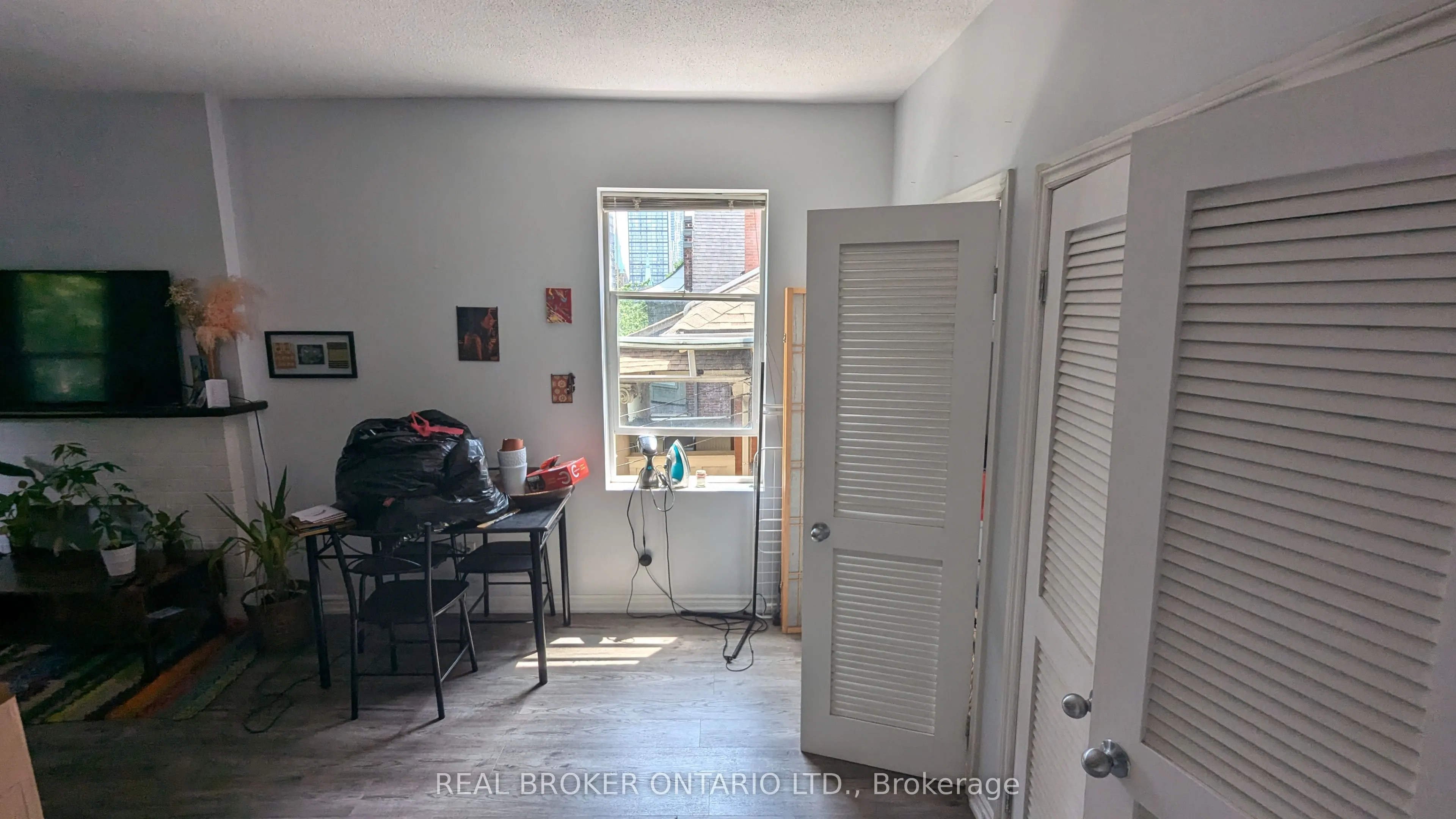 412 Jarvis Street, #302
