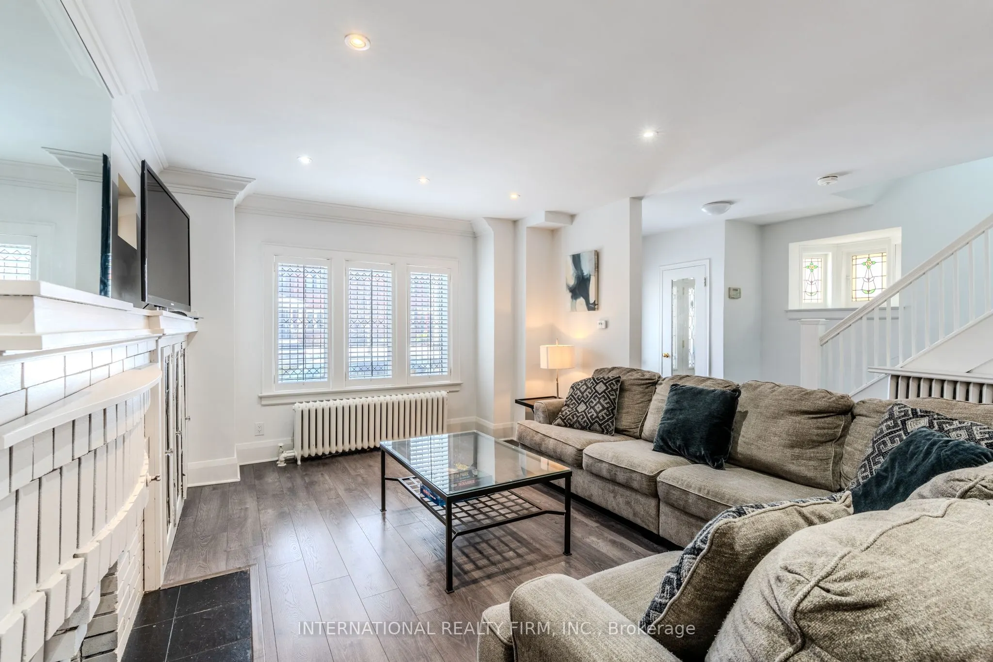 47 Maxwell Avenue, #MainSecondFloors