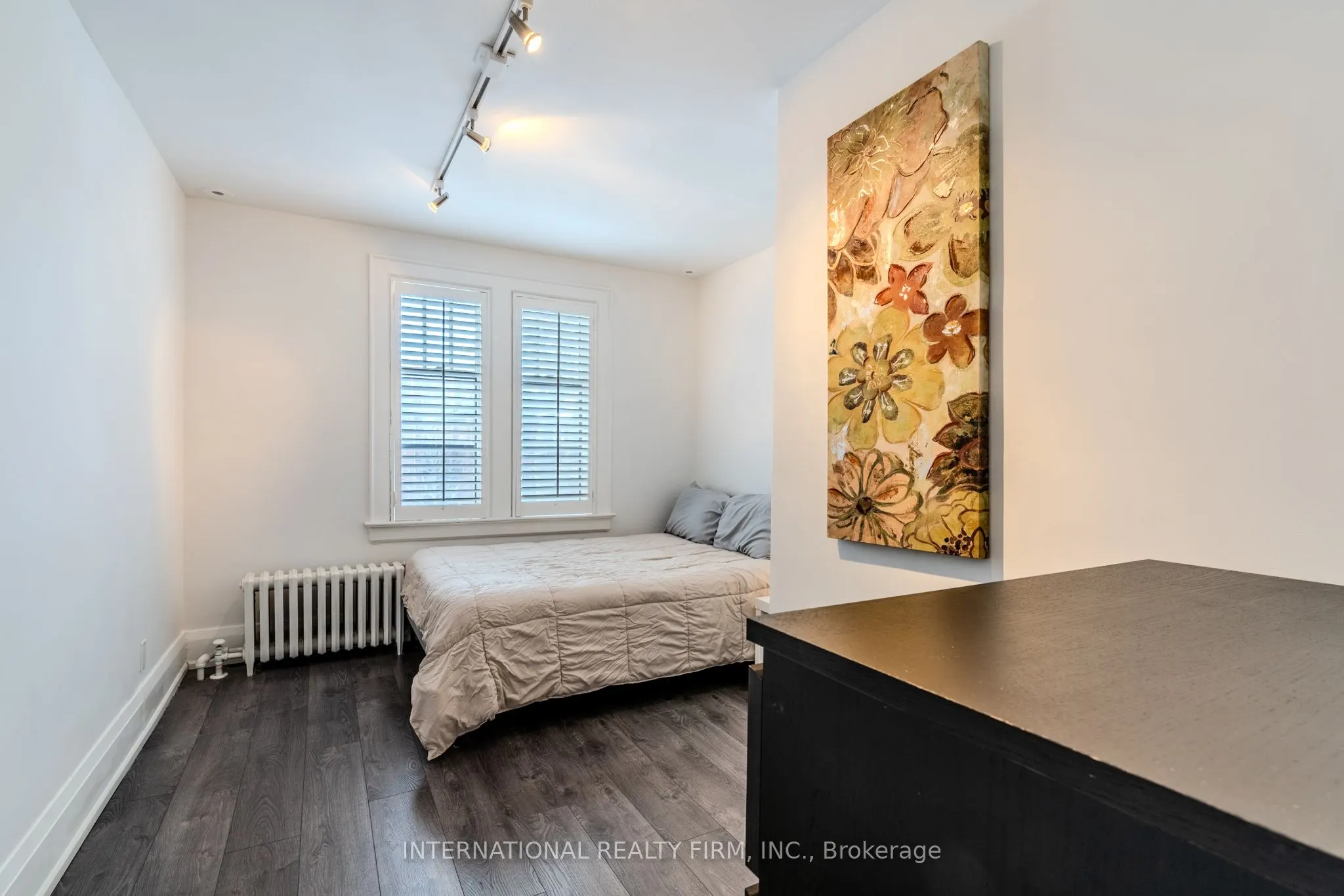 47 Maxwell Avenue, #MainSecondFloors