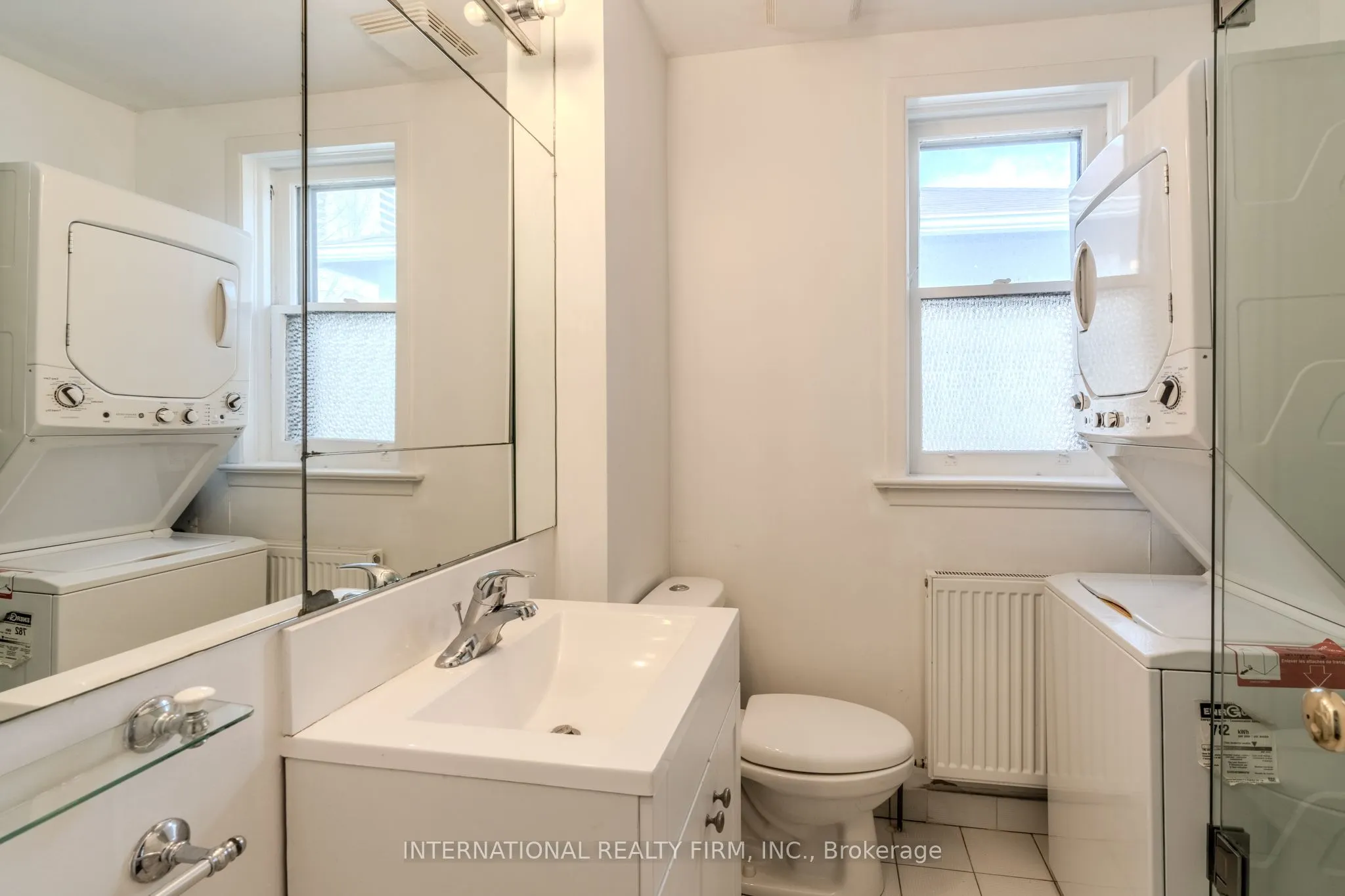 47 Maxwell Avenue, #MainSecondFloors