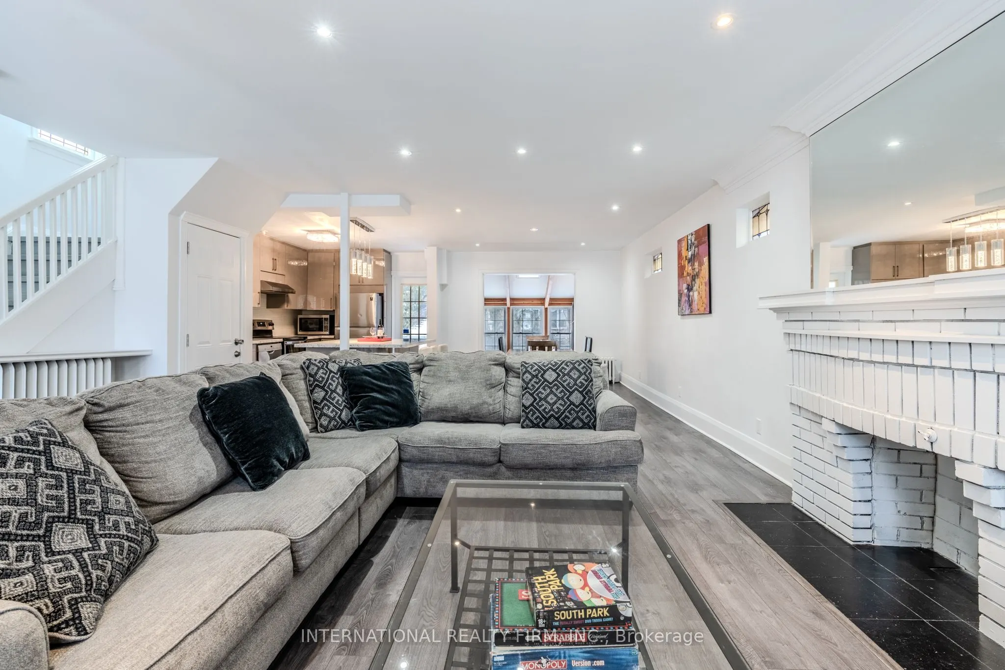 47 Maxwell Avenue, #MainSecondFloors