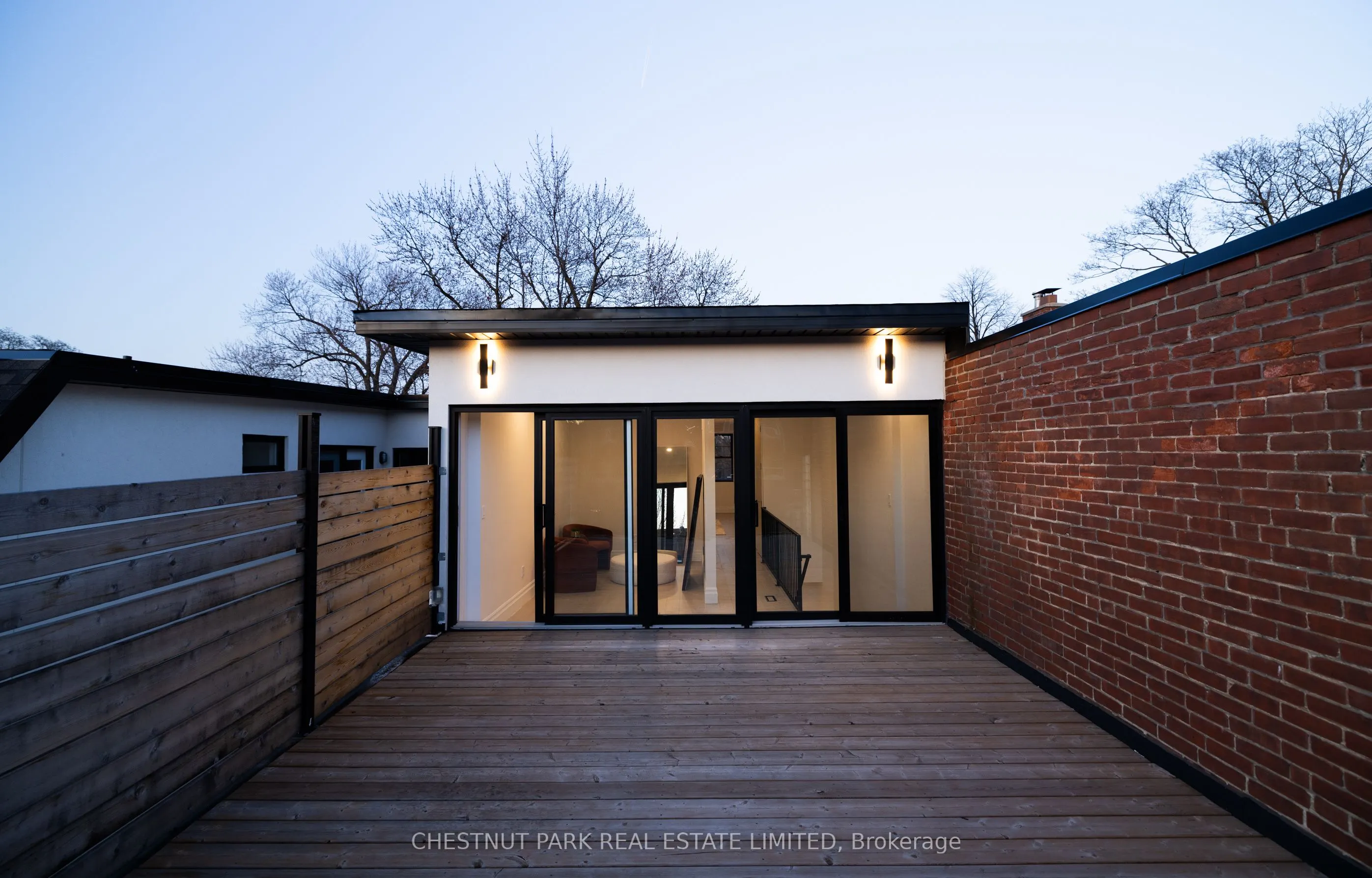 112 Givins Street