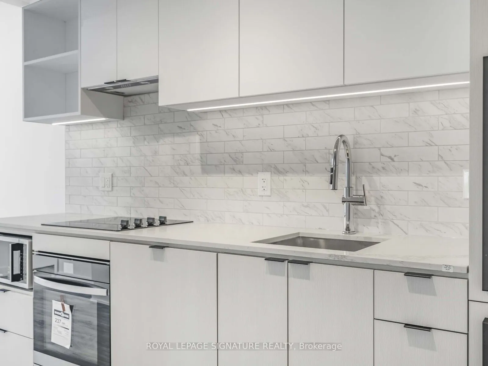 252 Church Street, #5103