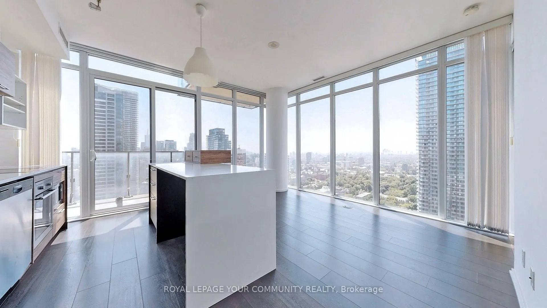 75 St Nicholas Street, #2804