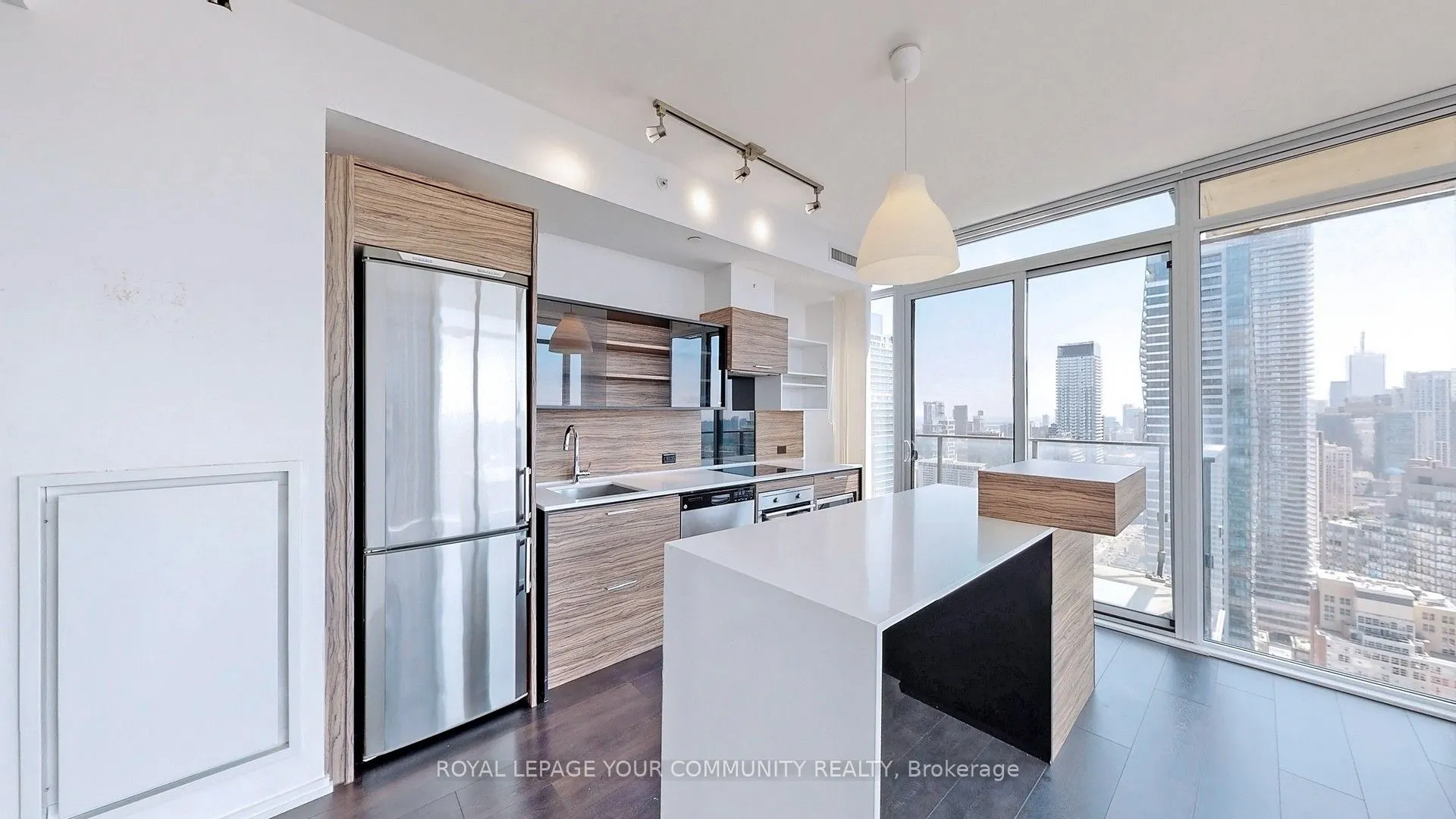 75 St Nicholas Street, #2804