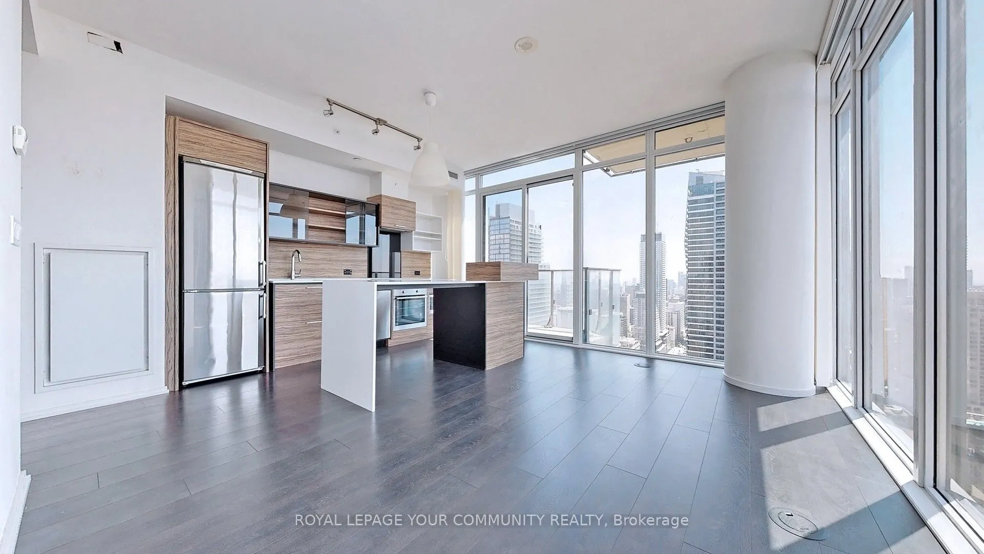 75 St Nicholas Street, #2804