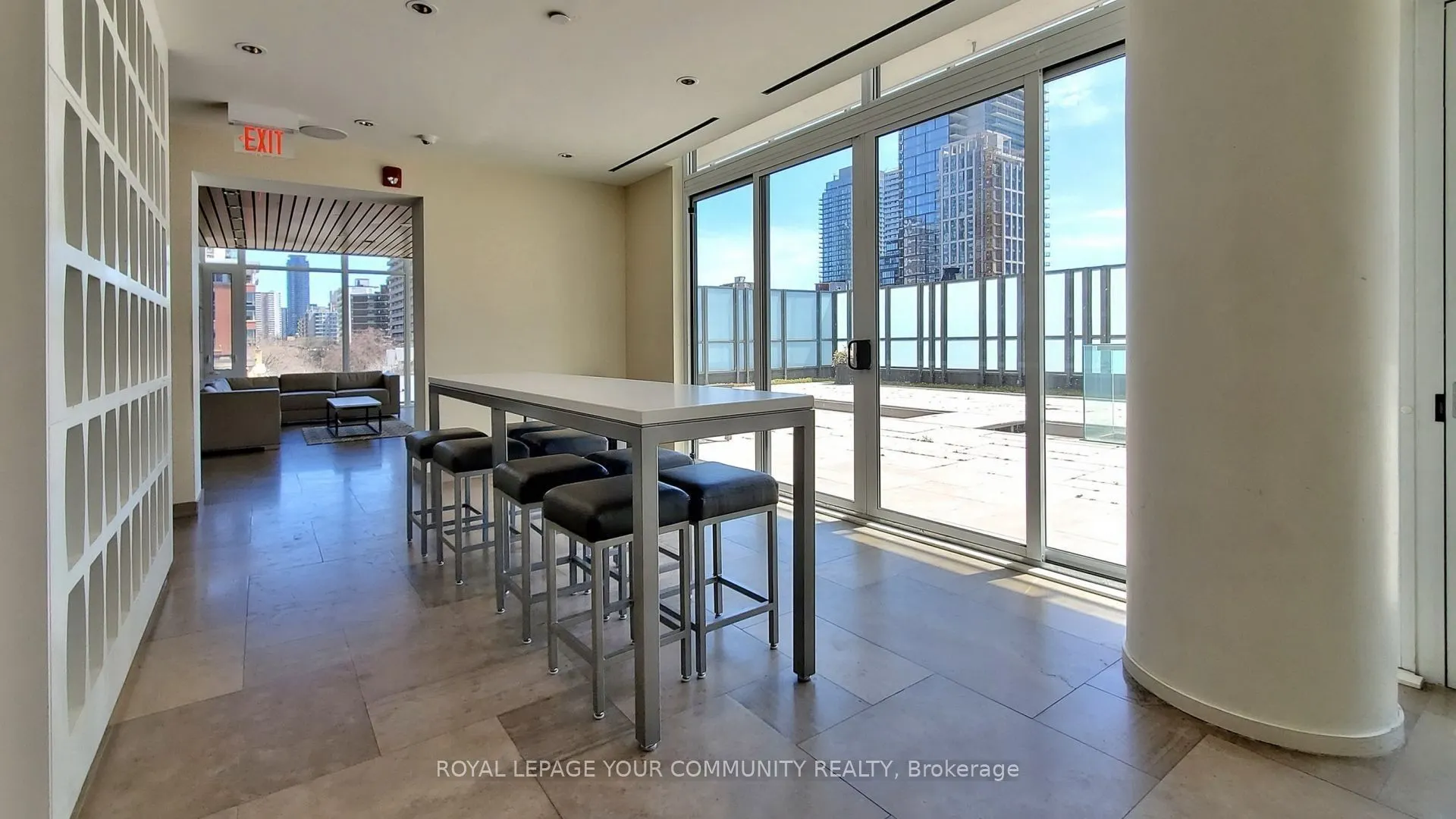 75 St Nicholas Street, #2804
