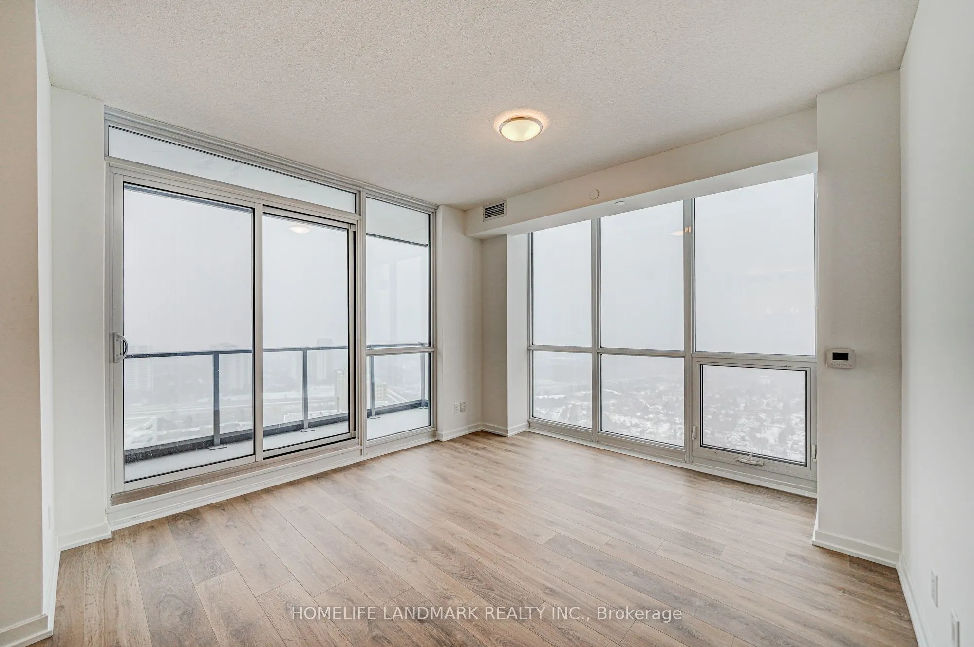 32 Forest Manor Road, #2710