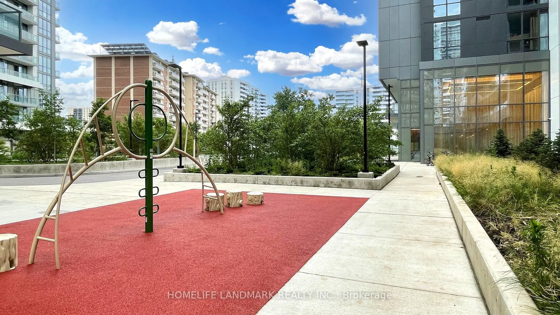 32 Forest Manor Road, #2710