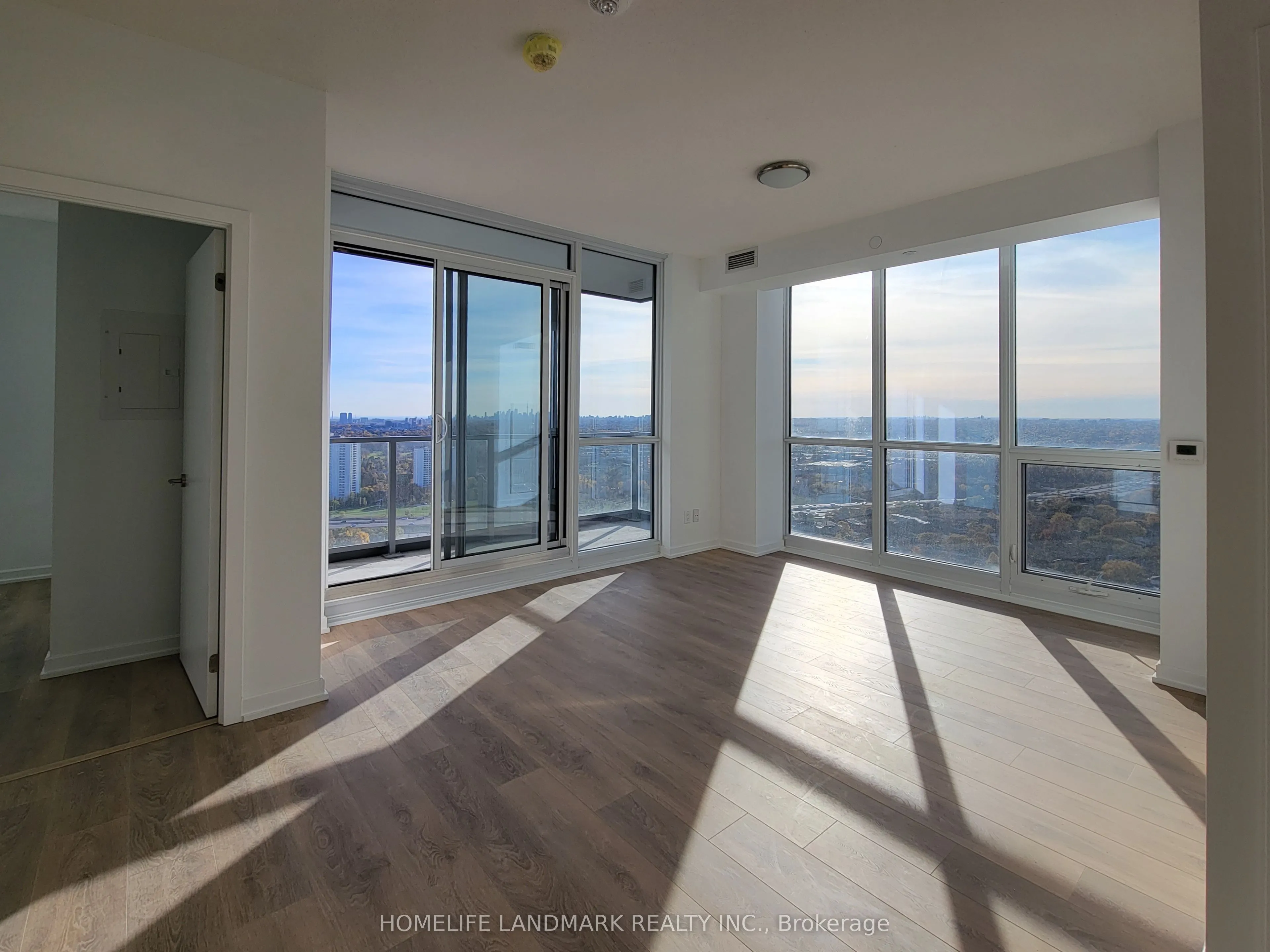 32 Forest Manor Road, #2710