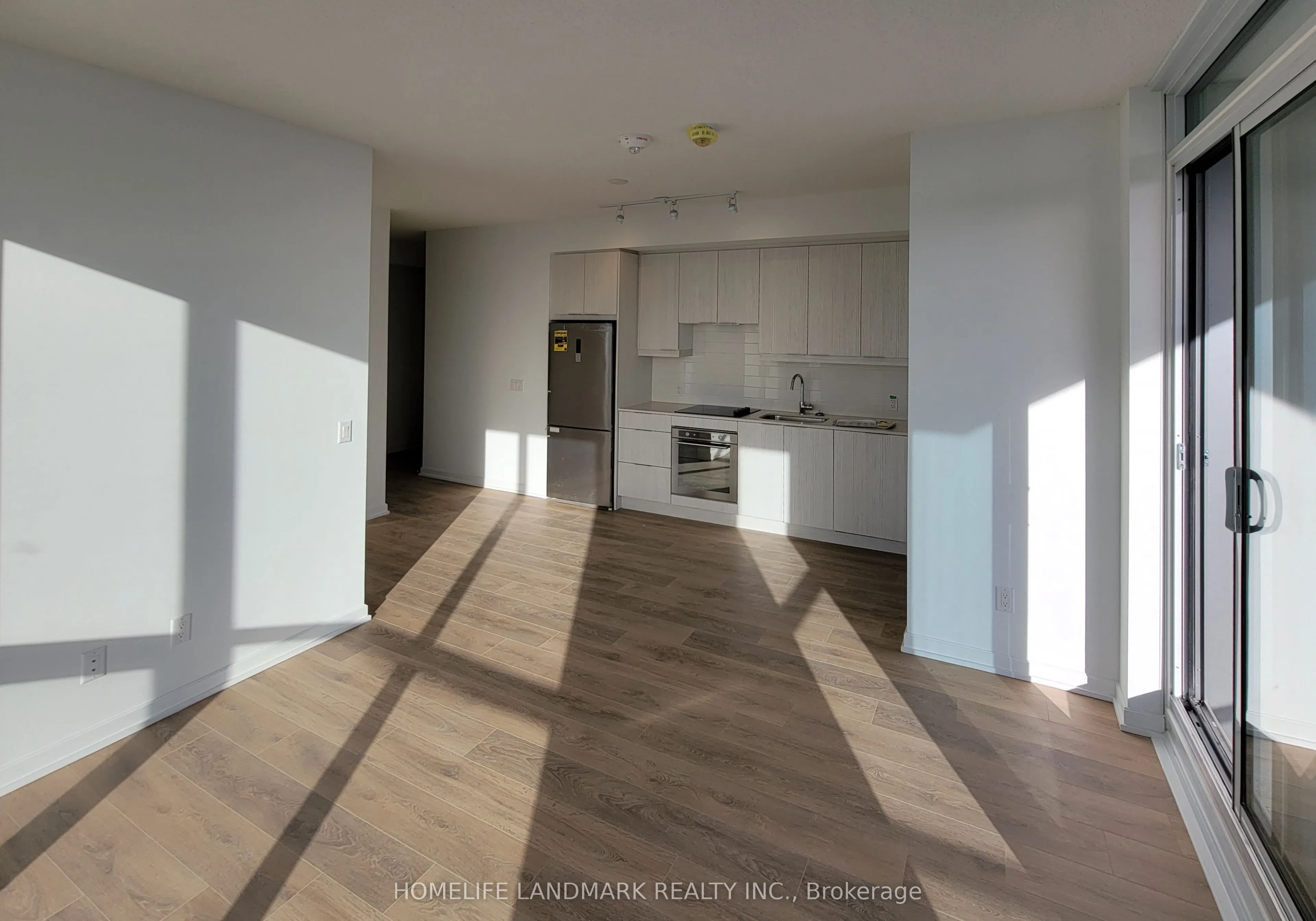 32 Forest Manor Road, #2710