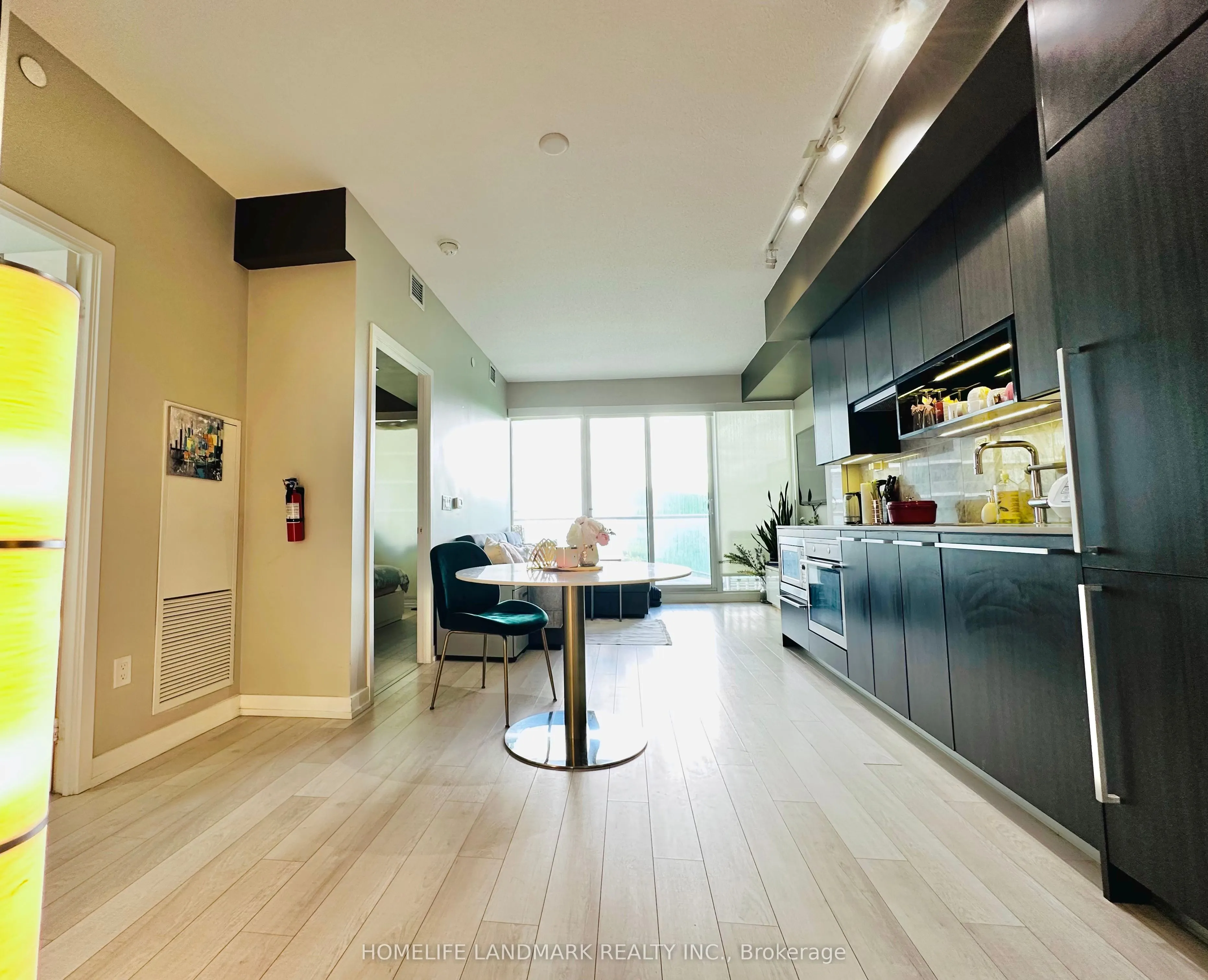 115 McMahon Drive, #209