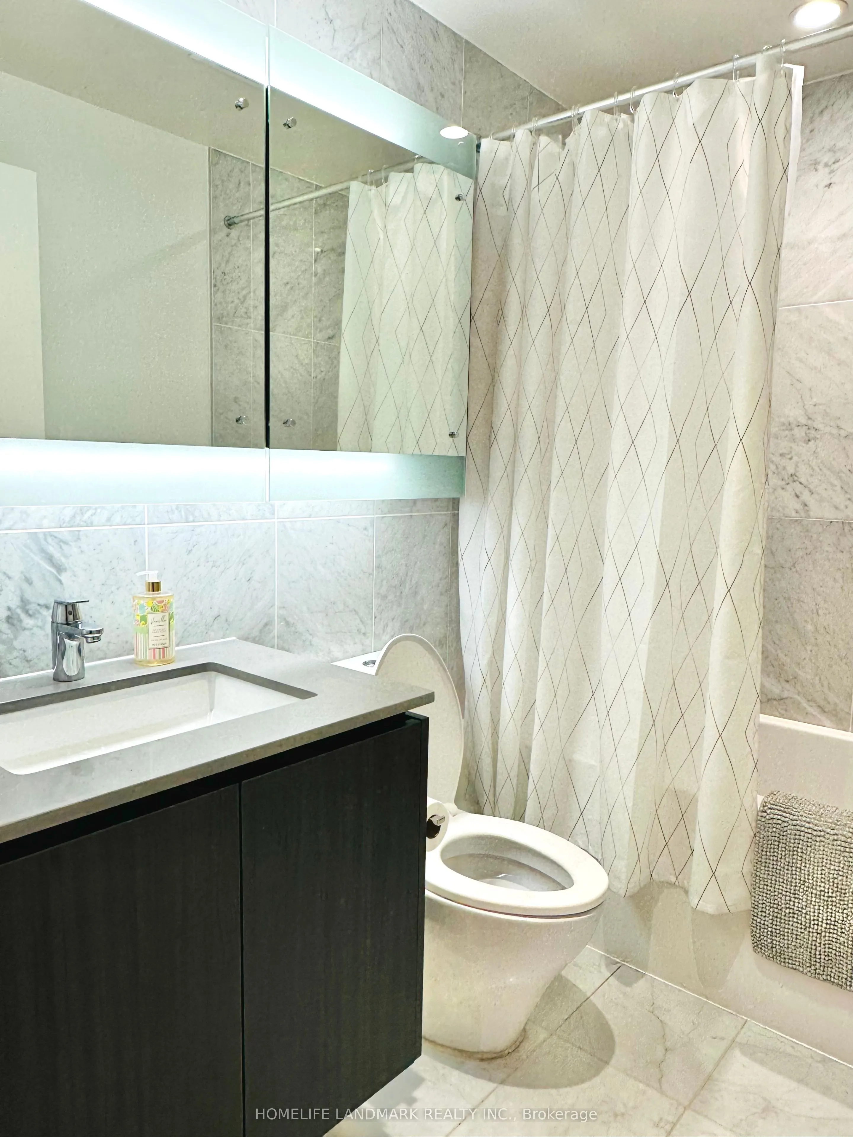115 McMahon Drive, #209