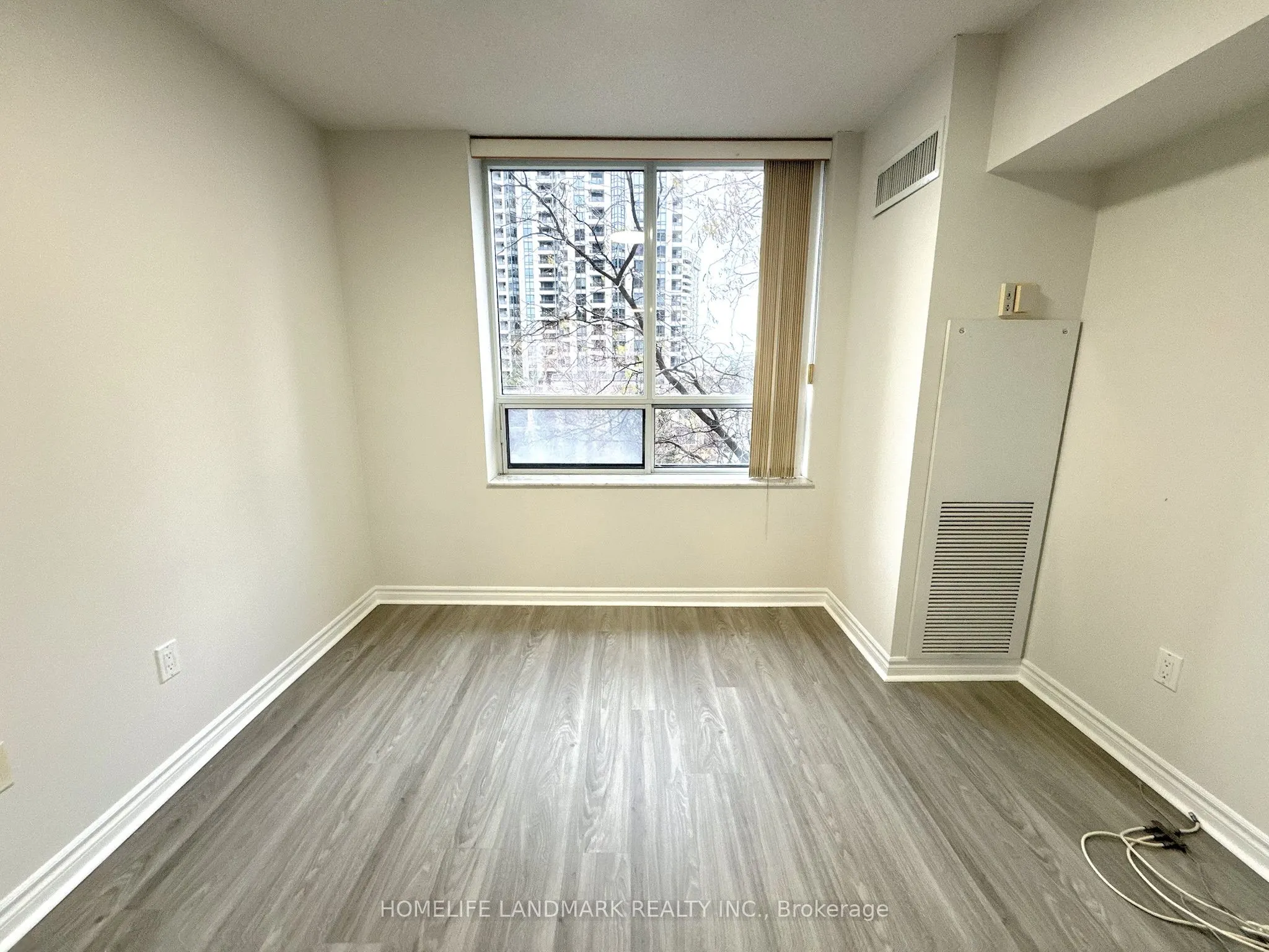 18 Sommerset Way, #511