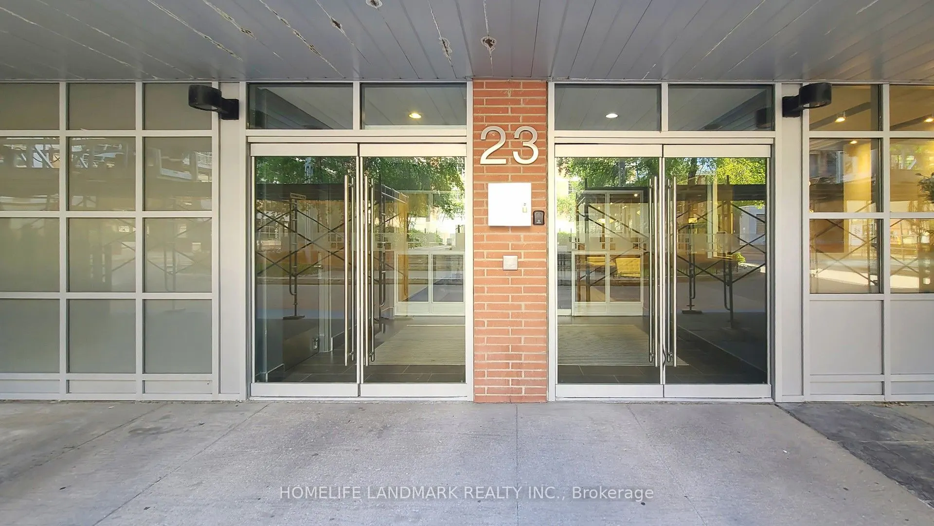 23 Brant Street, #712