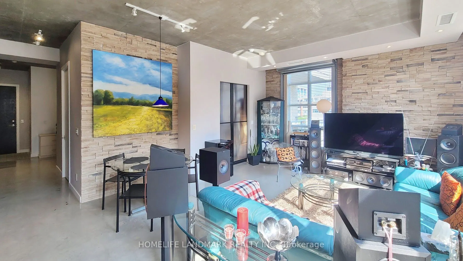 23 Brant Street, #712