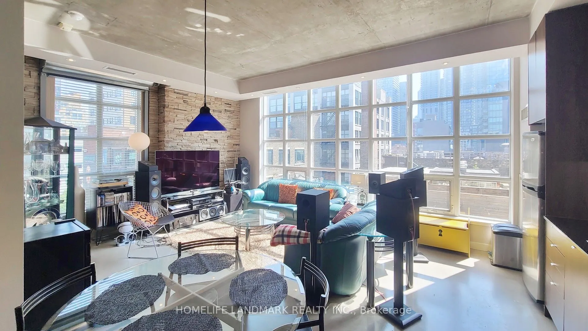 23 Brant Street, #712