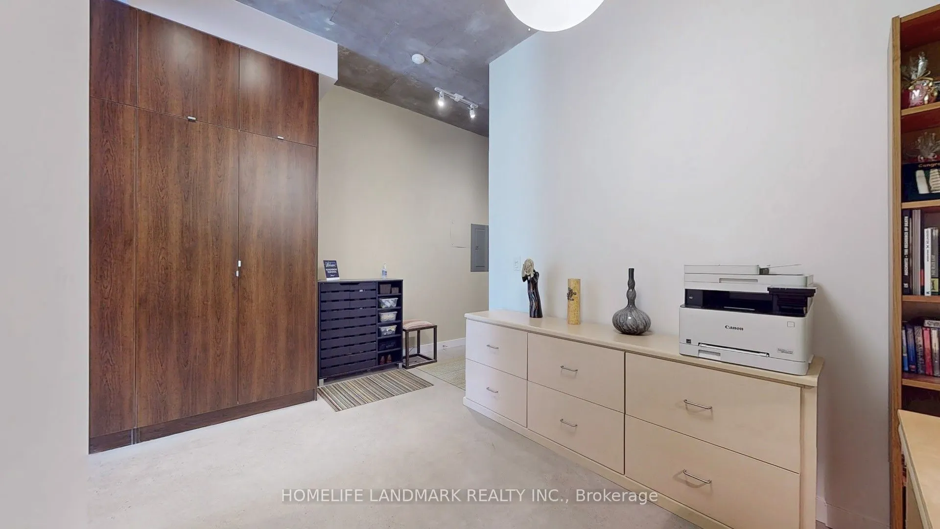 23 Brant Street, #712