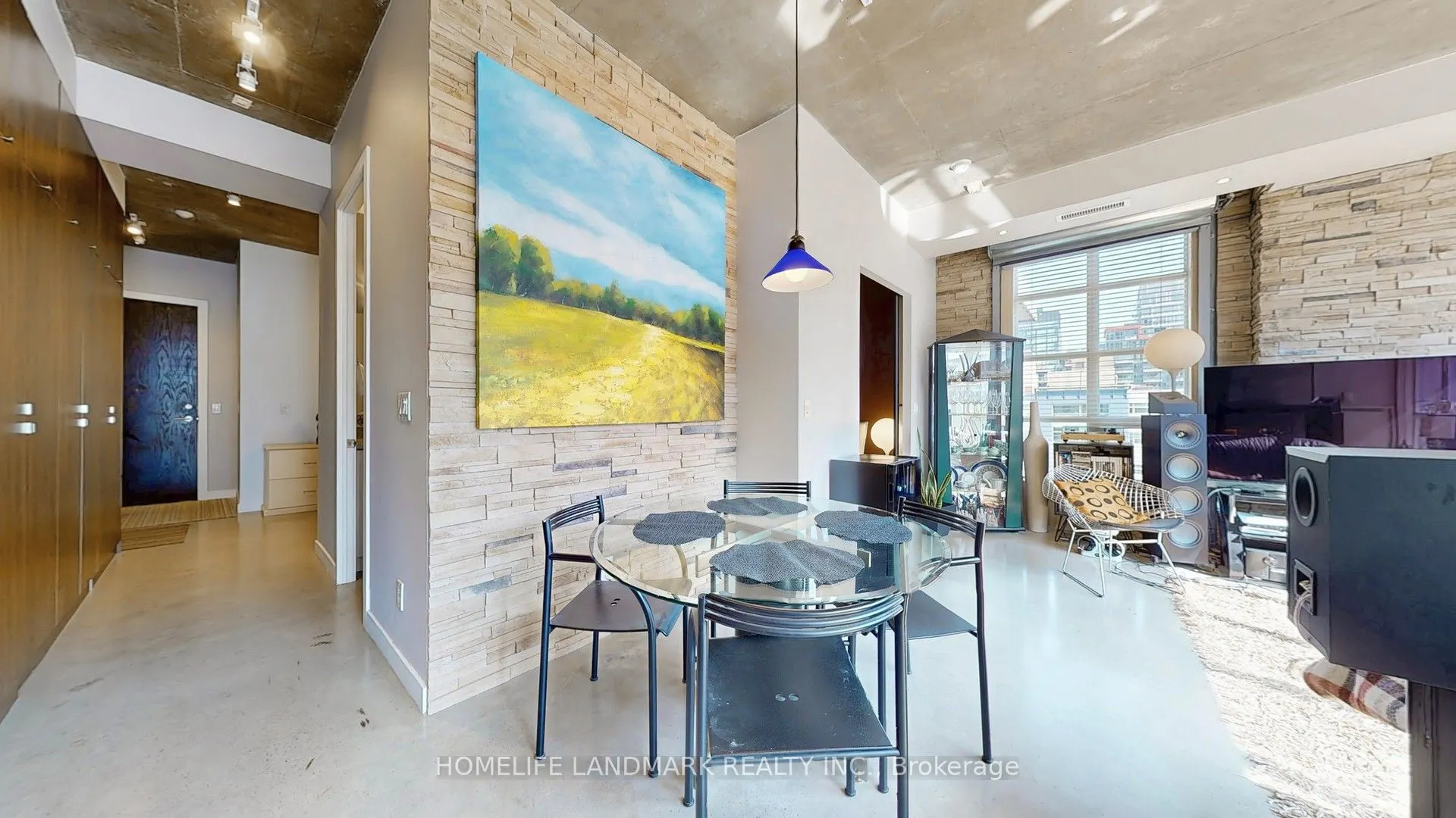 23 Brant Street, #712