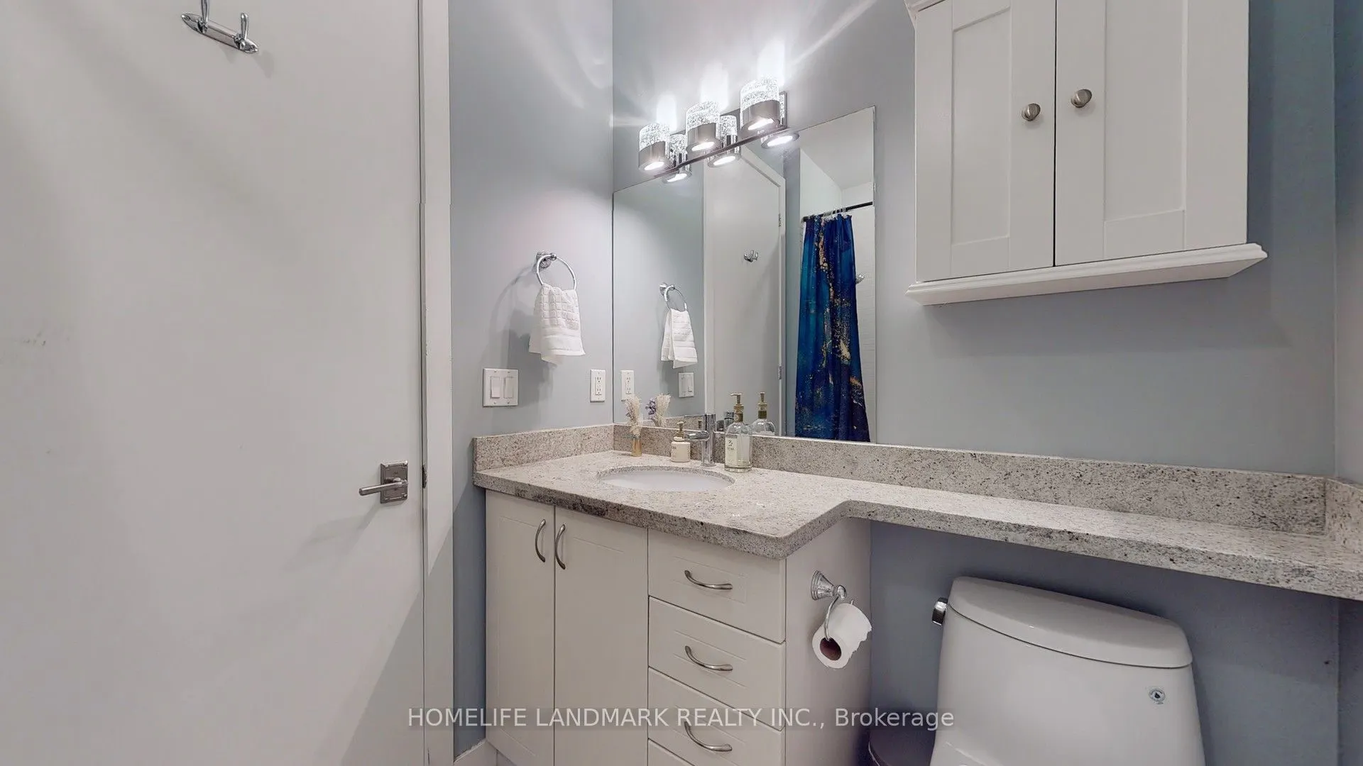 23 Brant Street, #712