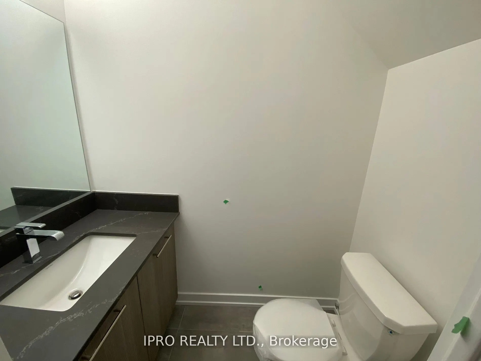 851 Sheppard Avenue W, #33