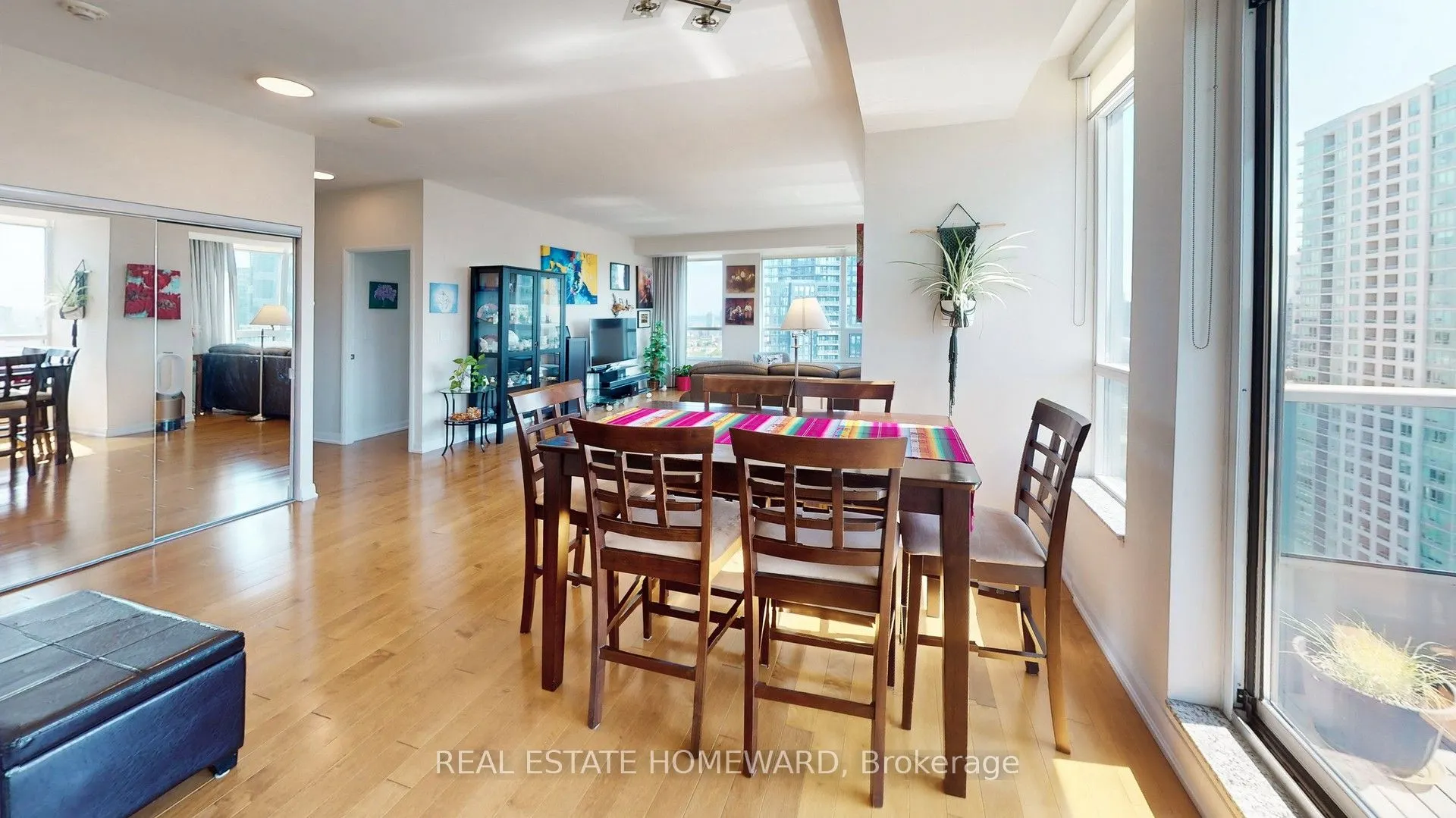 500 Sherbourne Street, #2706