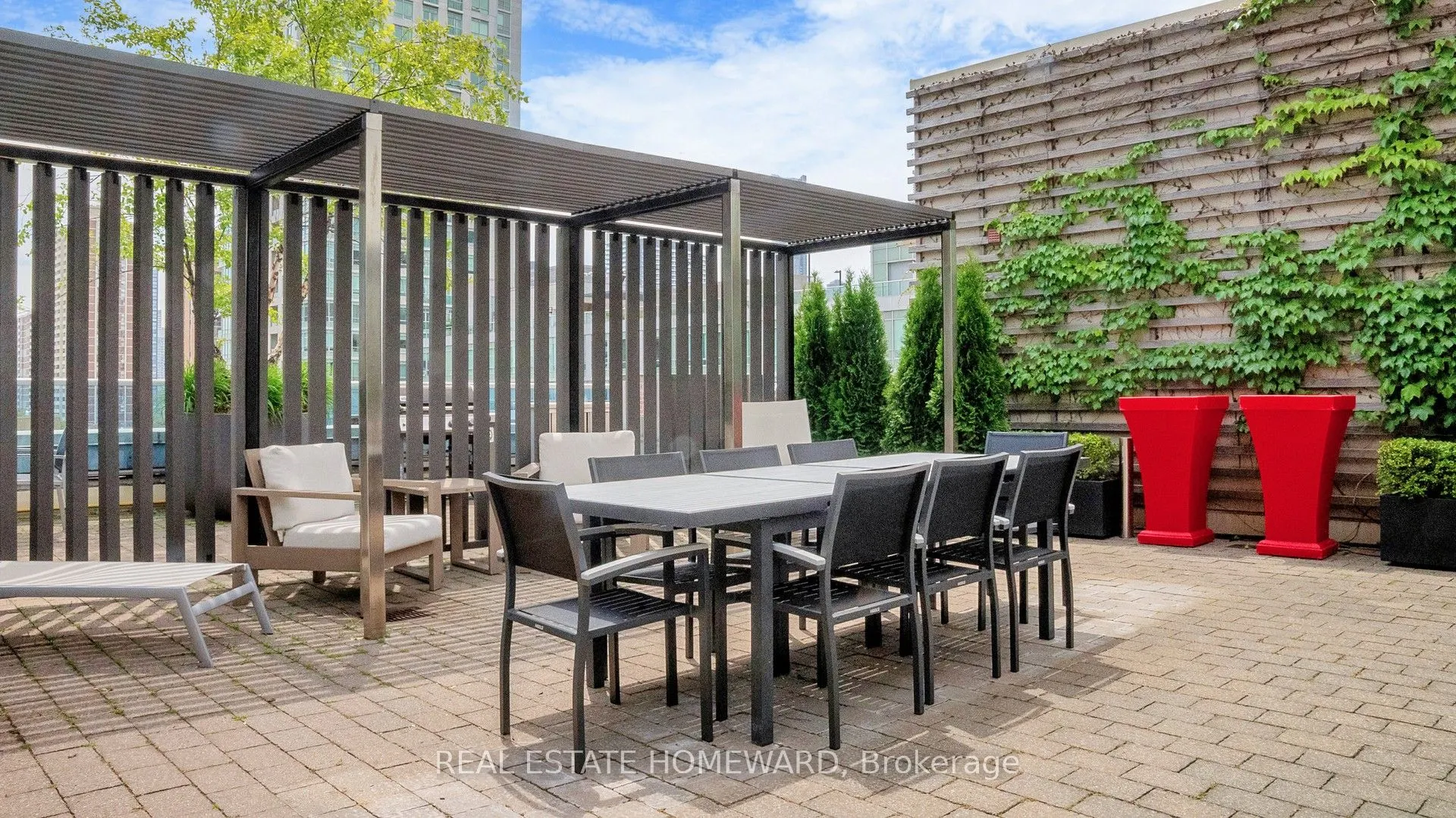 500 Sherbourne Street, #2706