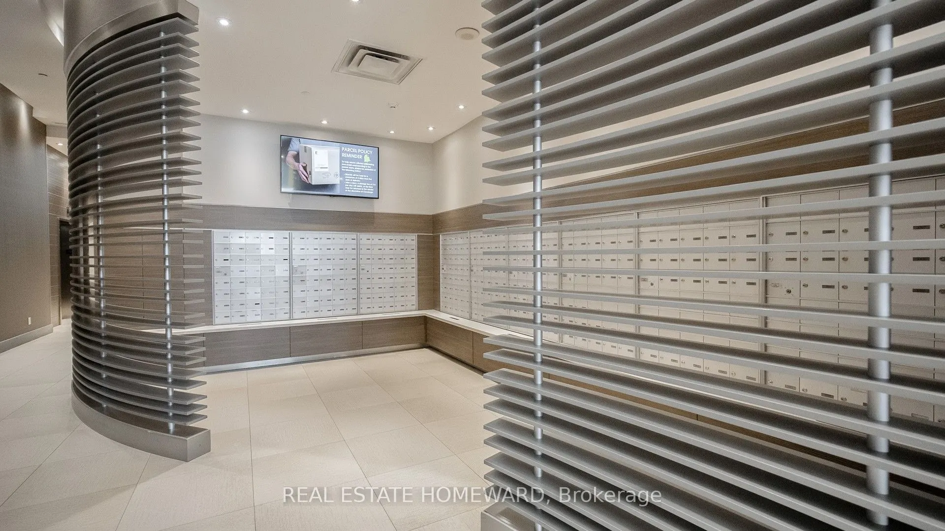 500 Sherbourne Street, #2706