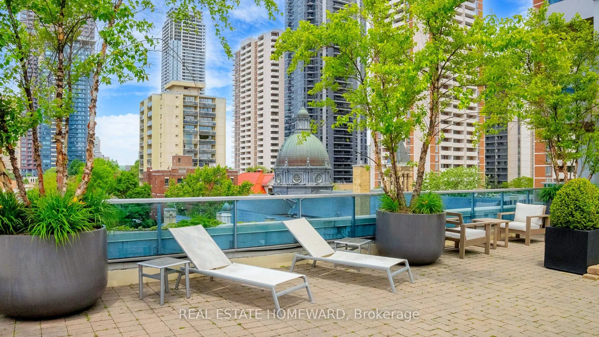 500 Sherbourne Street, #2706