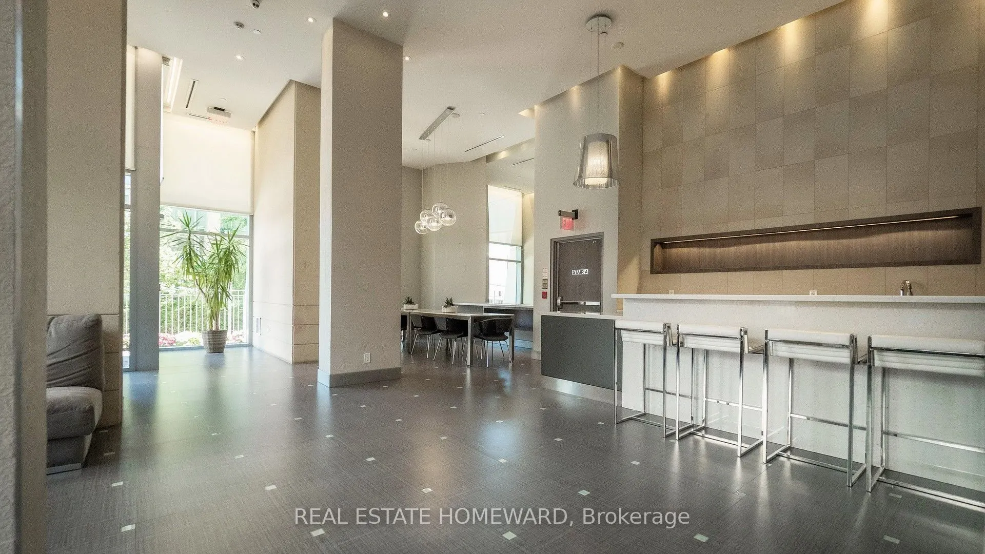 500 Sherbourne Street, #2706
