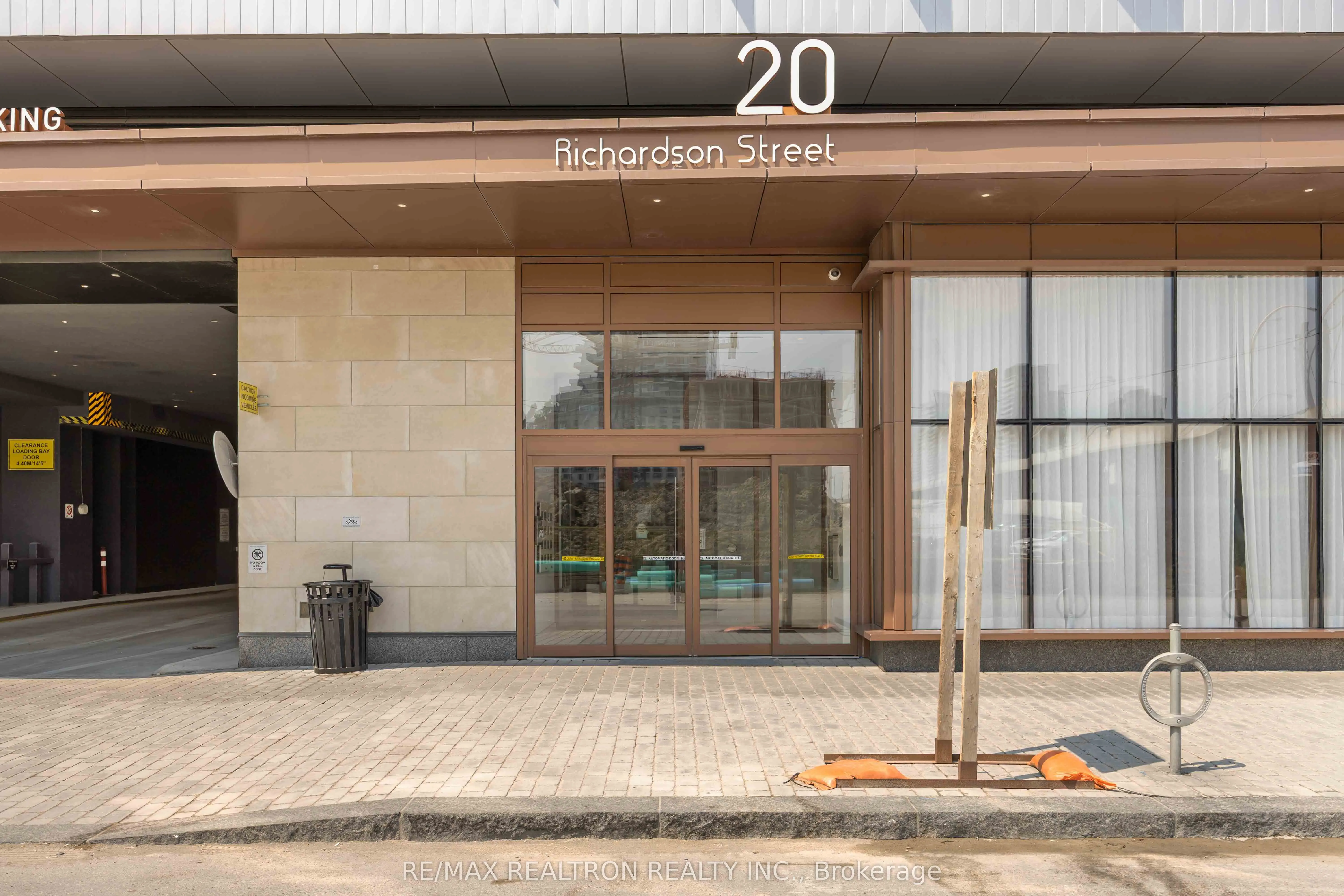 20 Richardson Street, #720